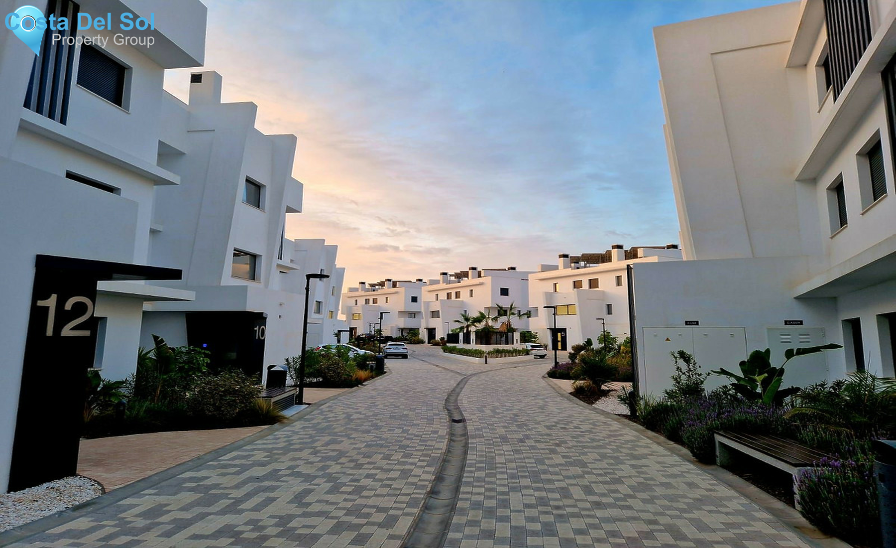 Ground Floor Apartment in Estepona-1478973
