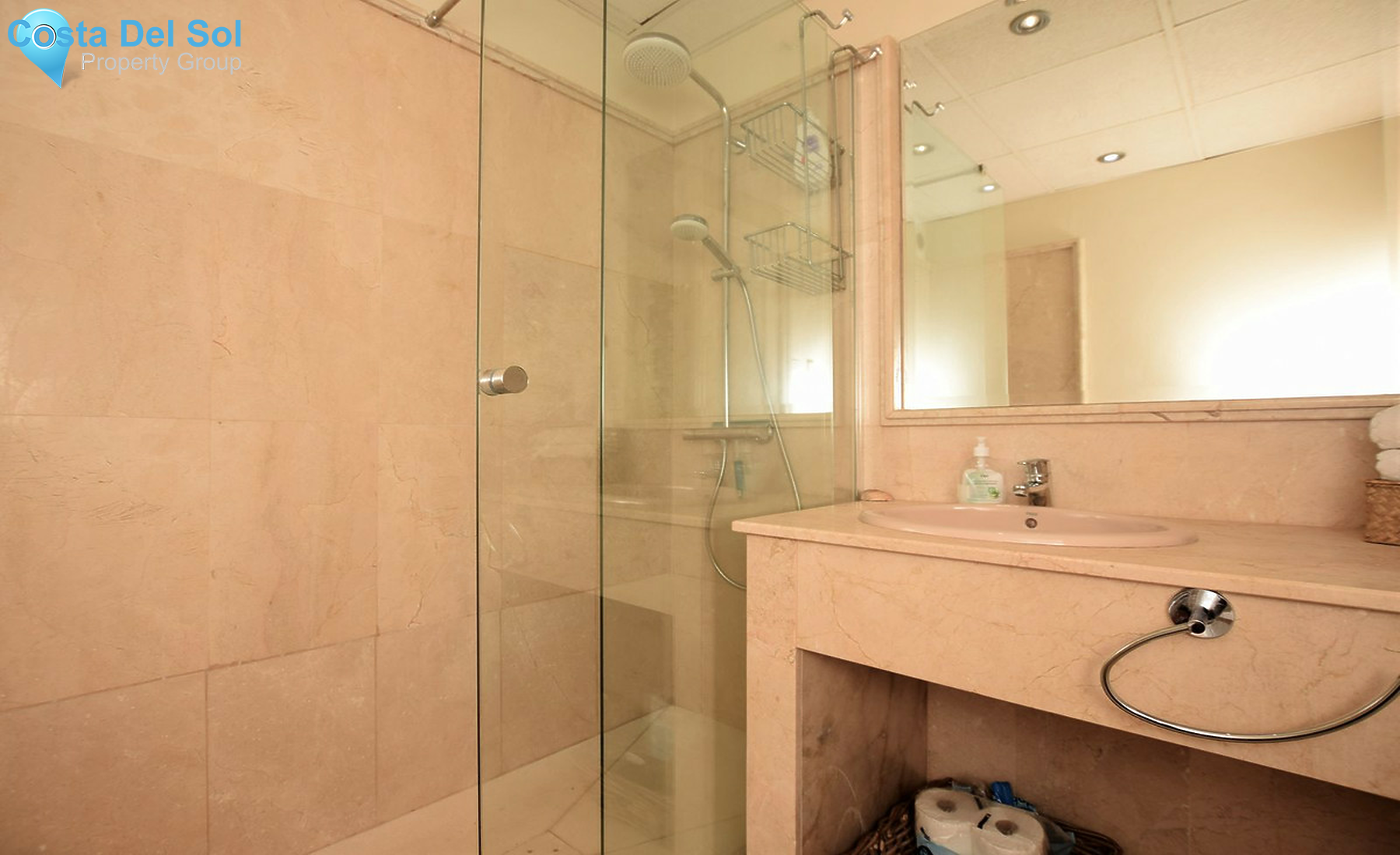 Ground Floor Apartment in Estepona-1500575