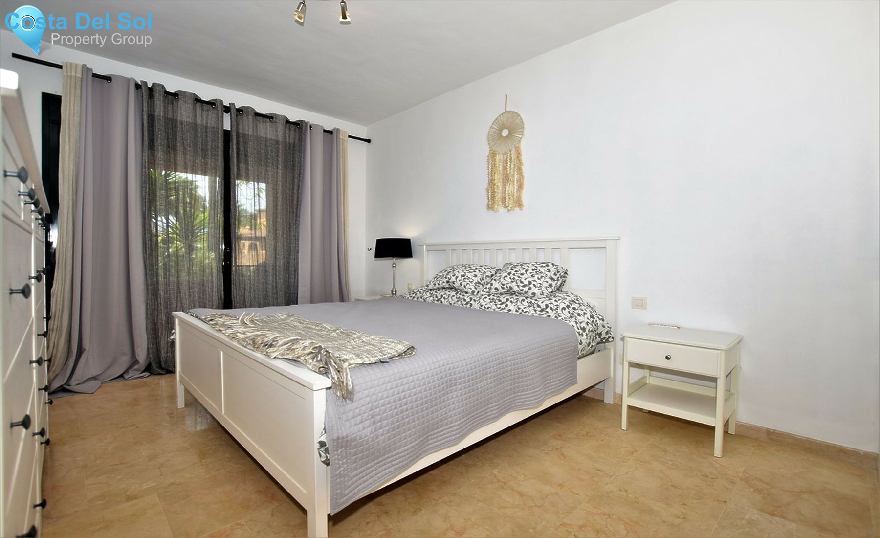 Ground Floor Apartment in Estepona-1500565