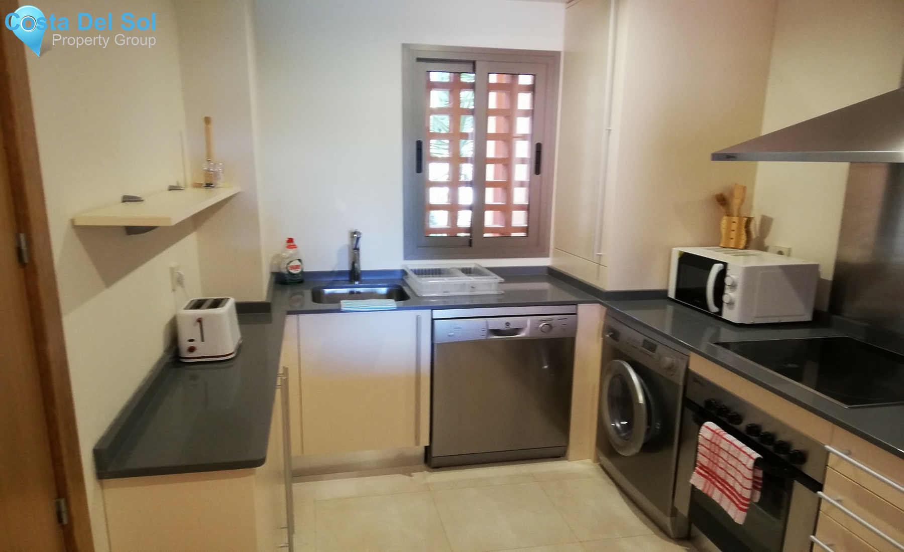 Ground Floor Apartment in Estepona-1506906