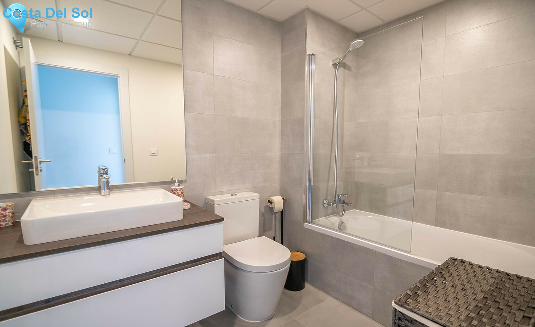 Ground Floor Apartment in Estepona-1509234