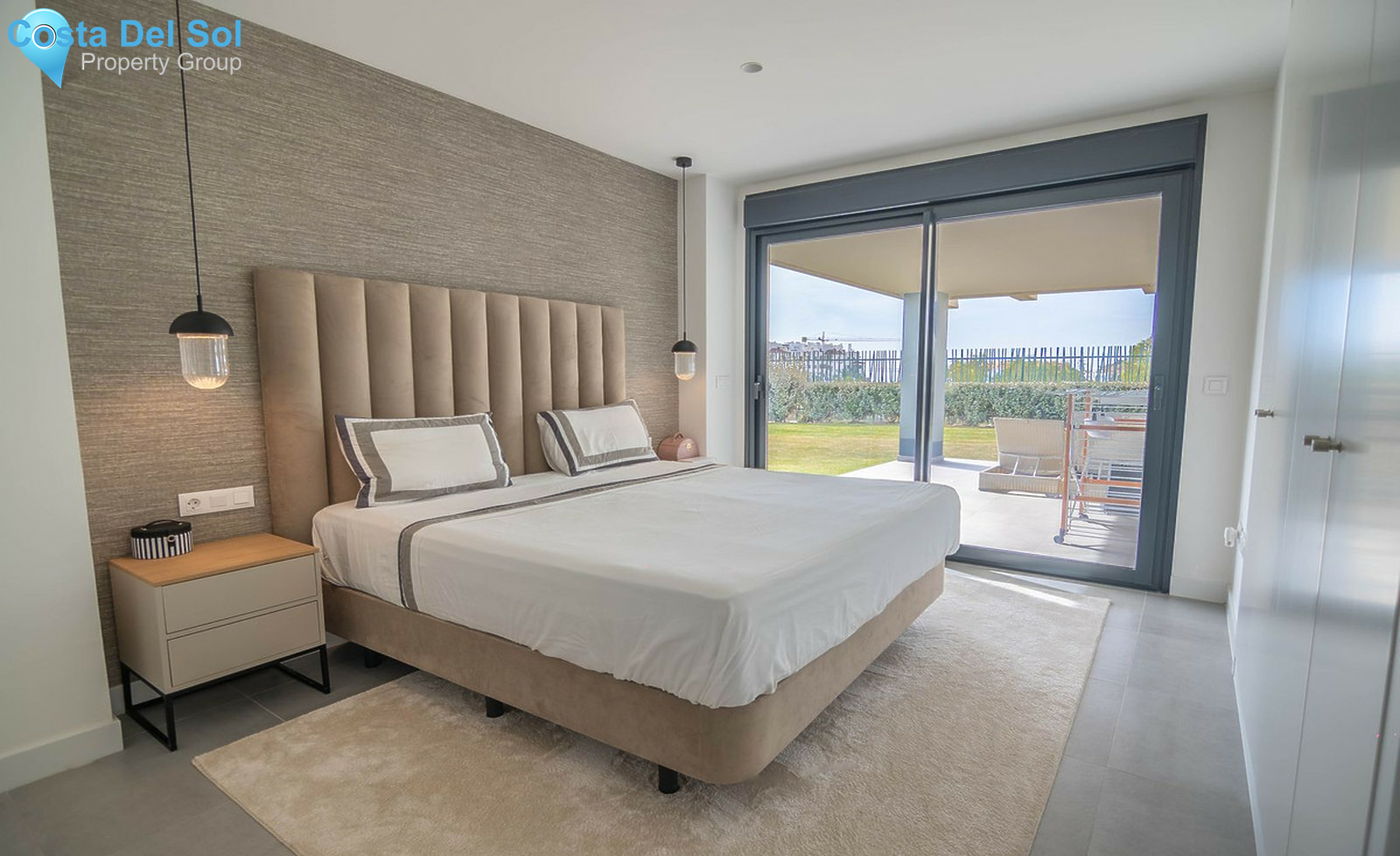 Ground Floor Apartment in Estepona-1509227