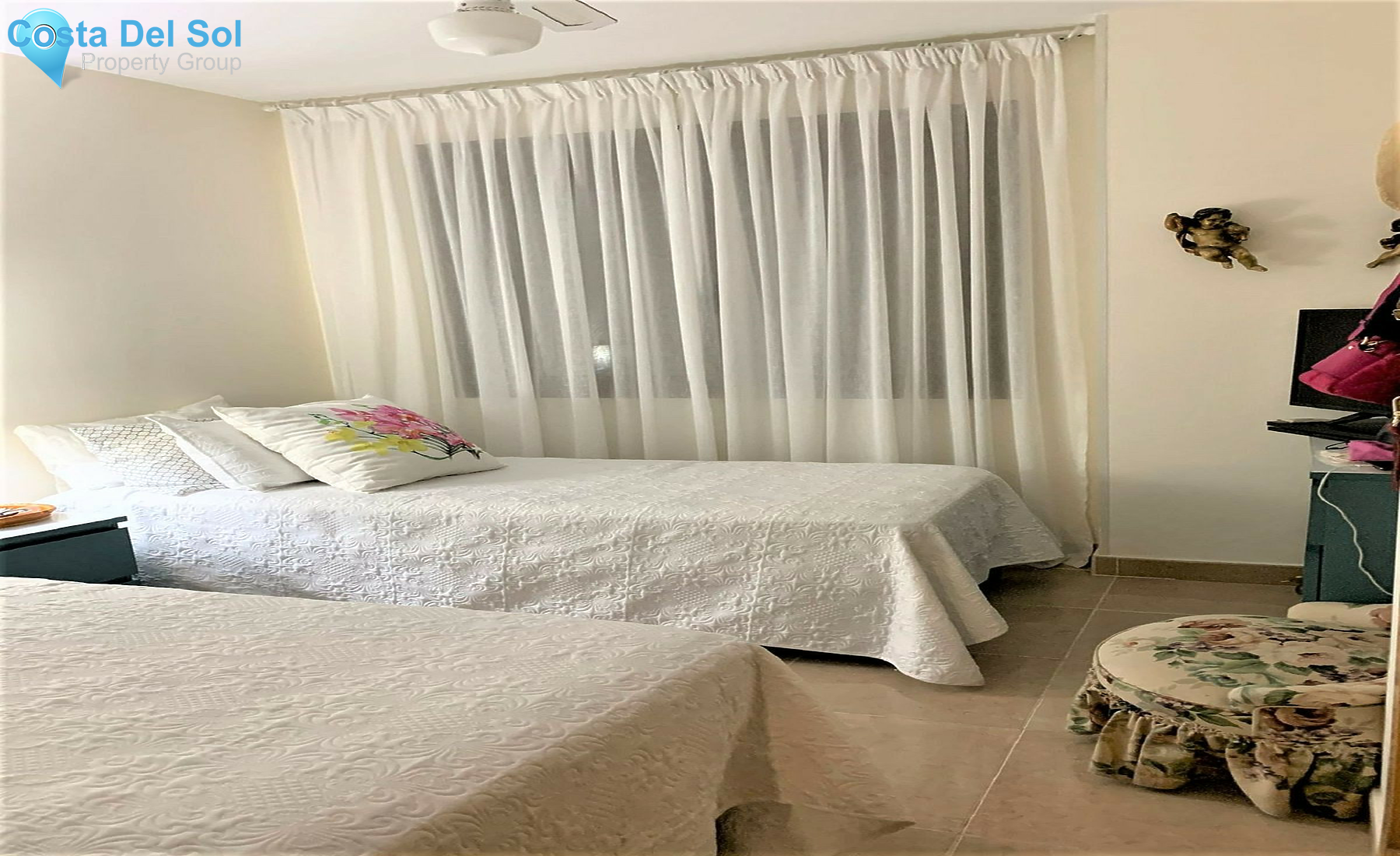 Ground Floor Apartment in Estepona-1540599