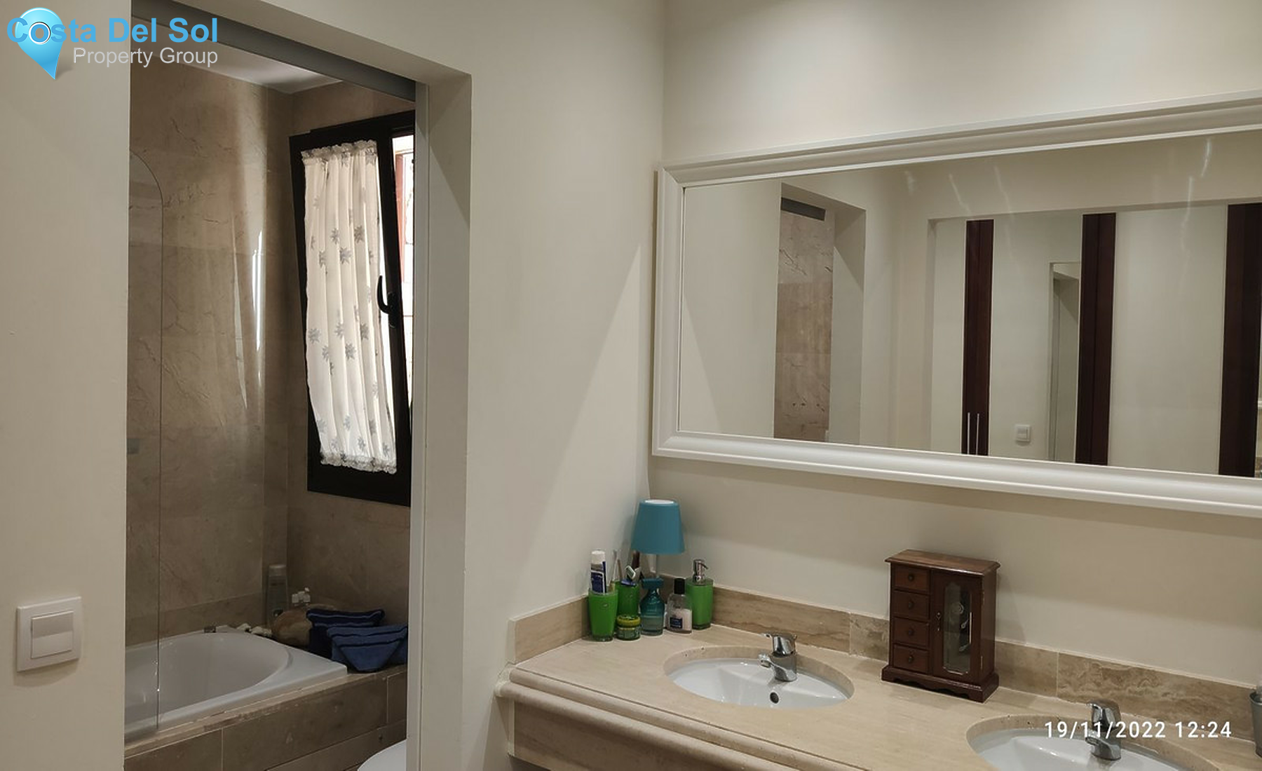 Ground Floor Apartment in Estepona-1541909