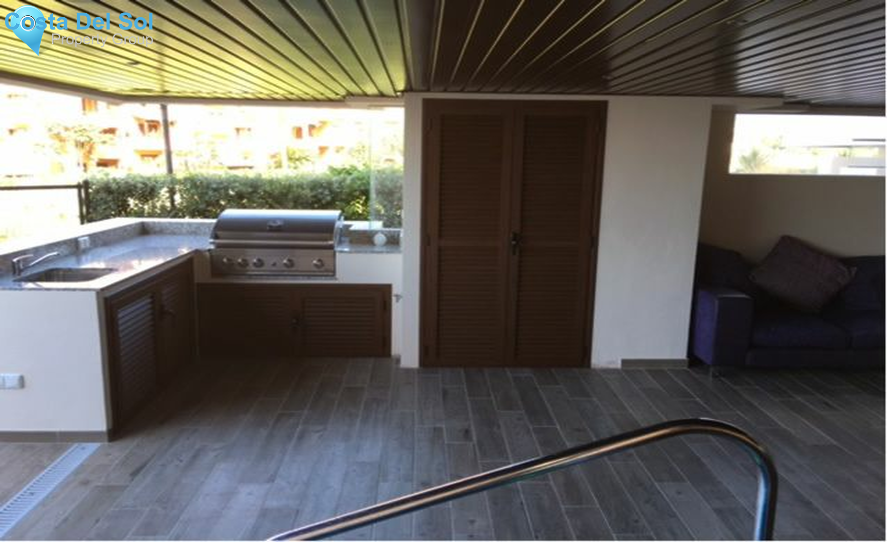 Ground Floor Apartment in Estepona-1126032