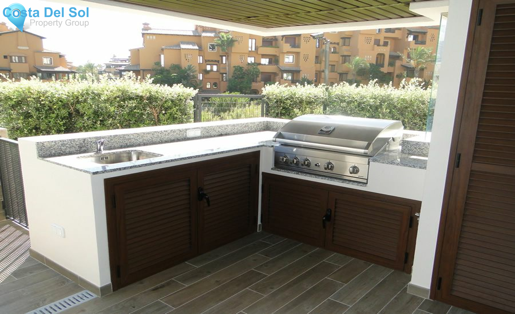 Ground Floor Apartment in Estepona-1126038