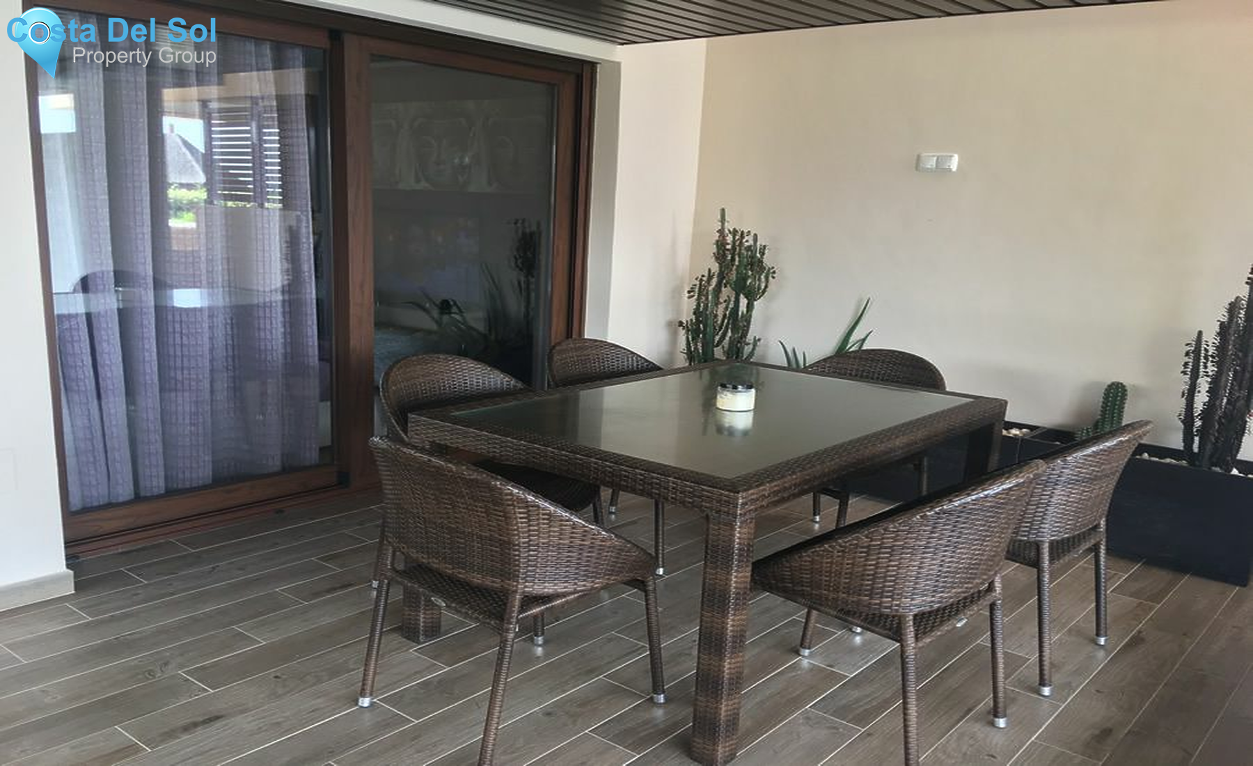 Ground Floor Apartment in Estepona-1126028