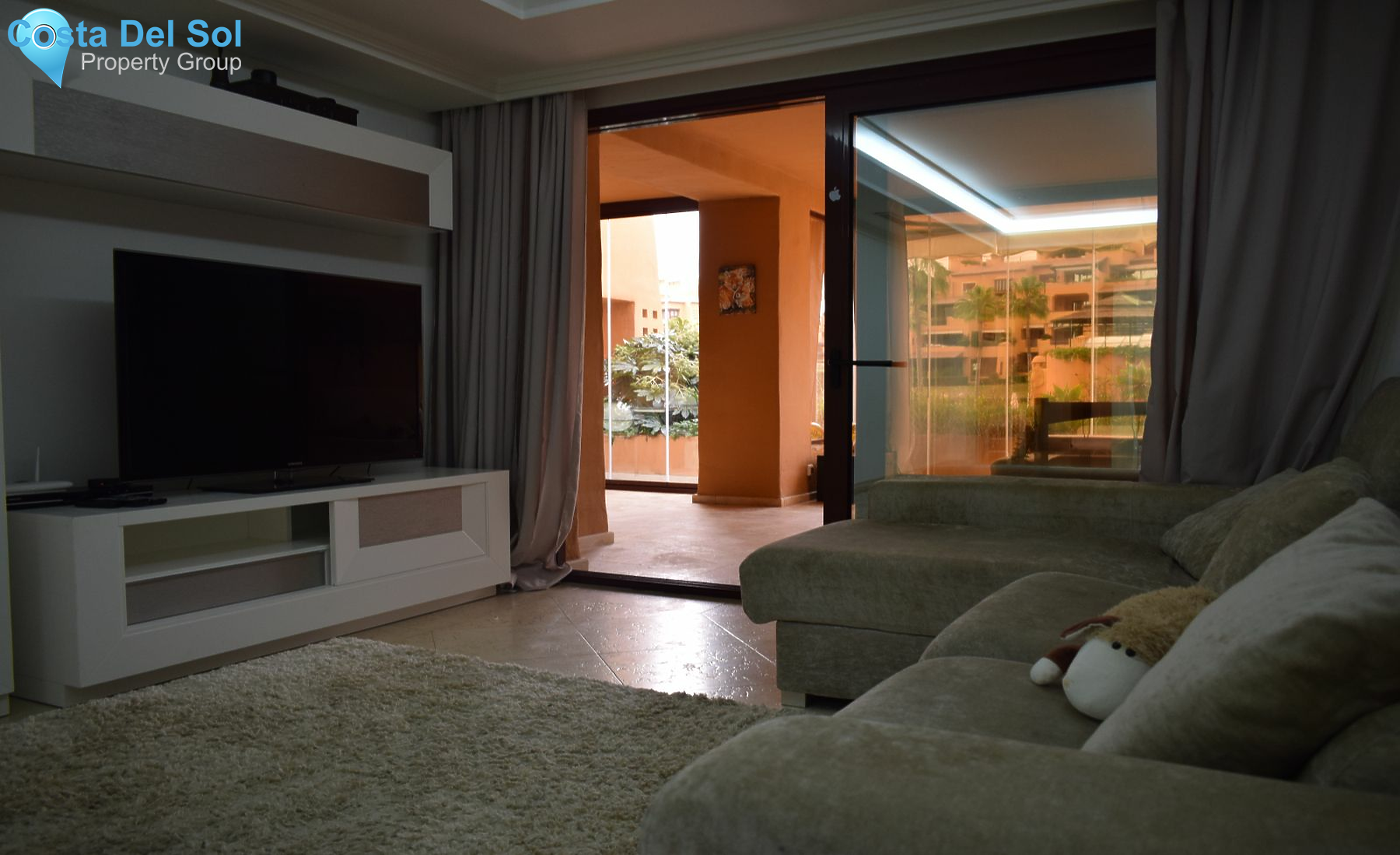 Ground Floor Apartment in Estepona-1127121