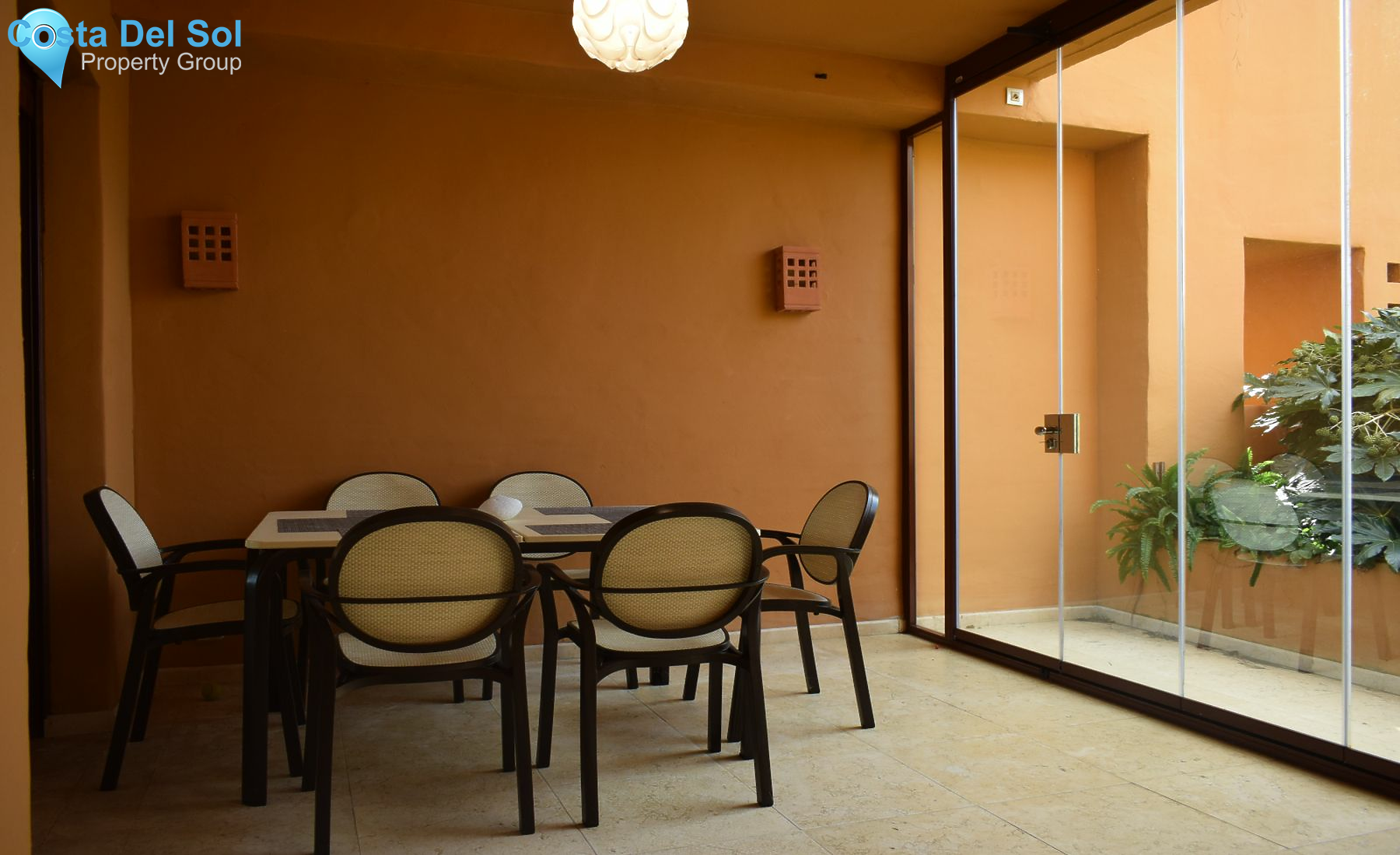 Ground Floor Apartment in Estepona-1127111