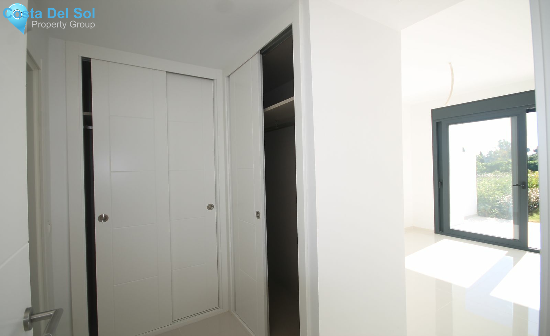 Ground Floor Apartment in Estepona-1127244