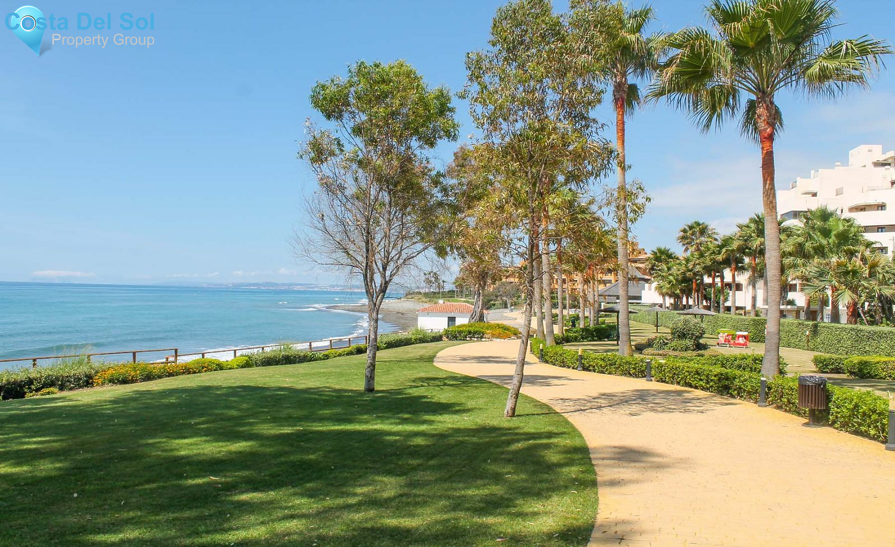 Ground Floor Apartment in Estepona-1133102