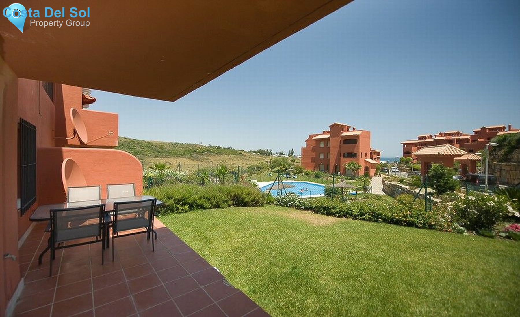 Ground Floor Apartment in Estepona-1134510