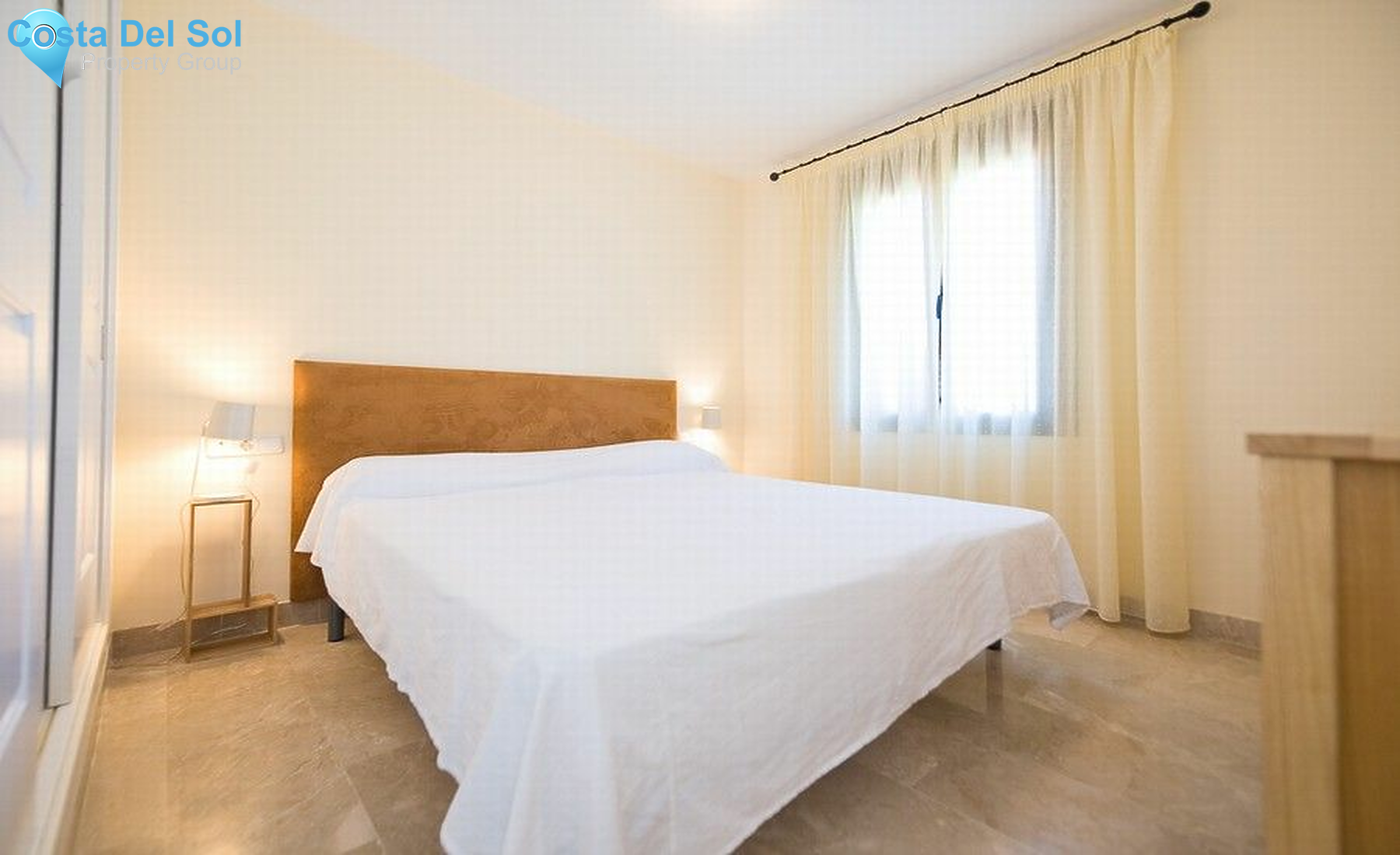 Ground Floor Apartment in Estepona-1134515