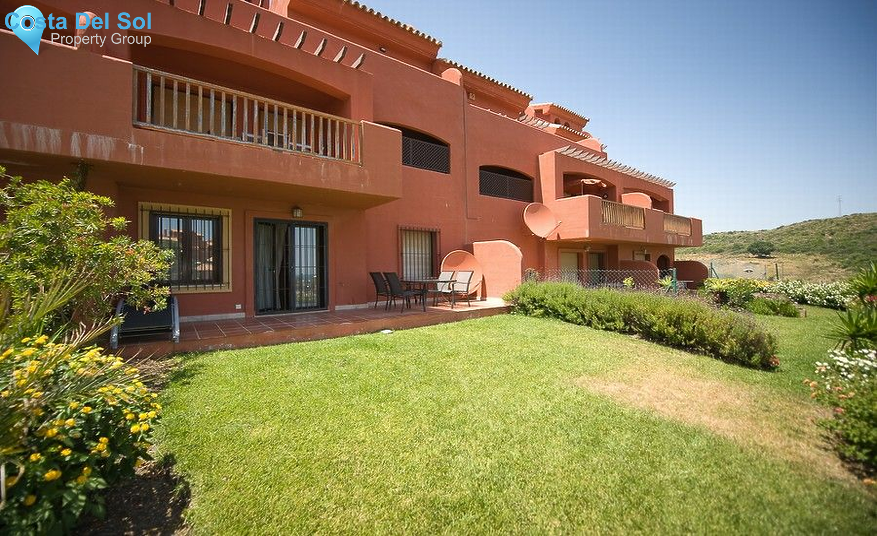 Ground Floor Apartment in Estepona-1134516