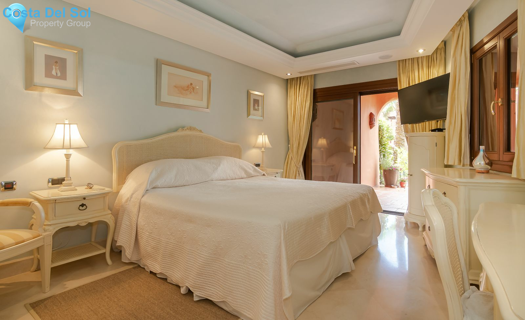 Ground Floor Apartment in Estepona-1156469