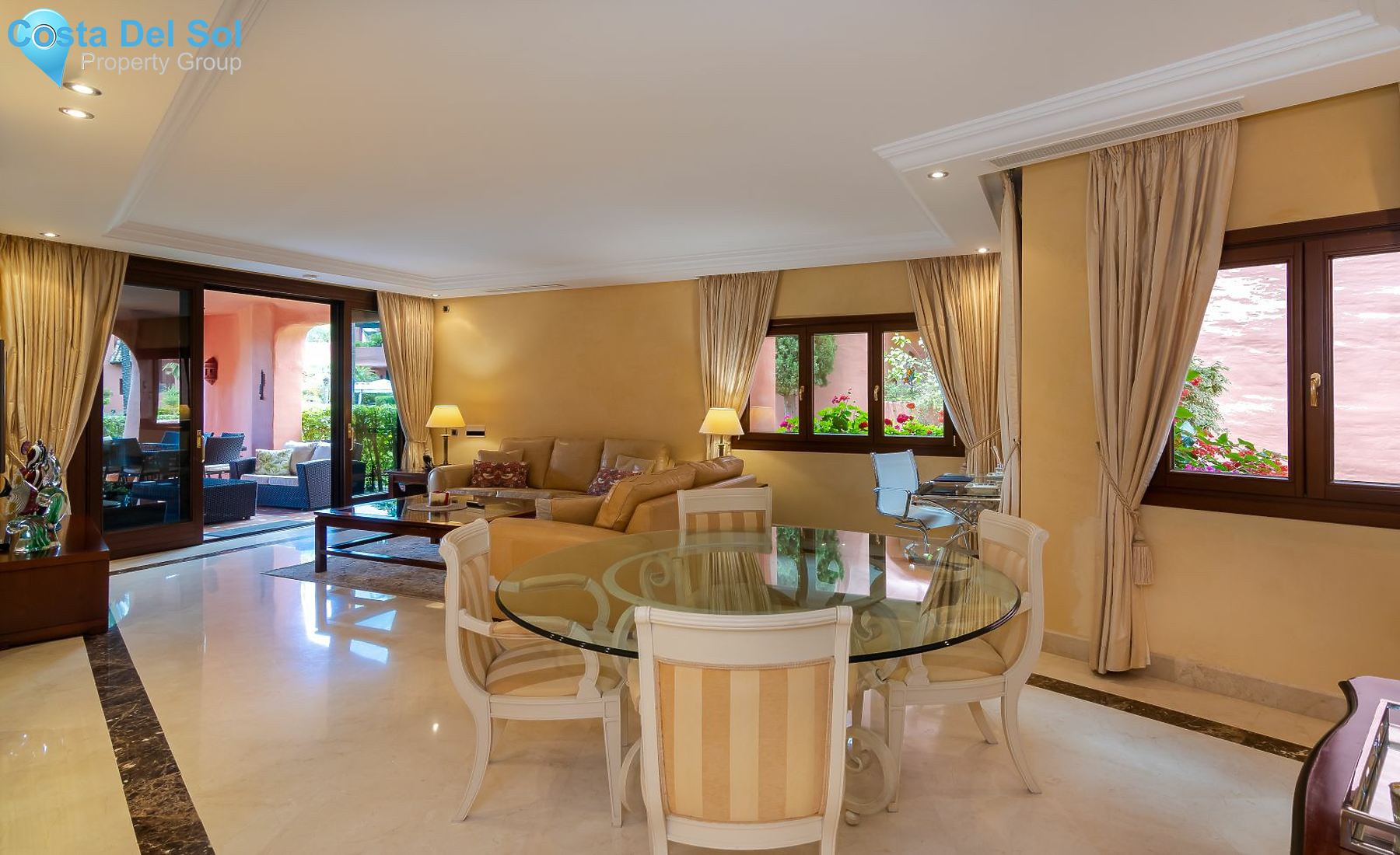 Ground Floor Apartment in Estepona-1156462