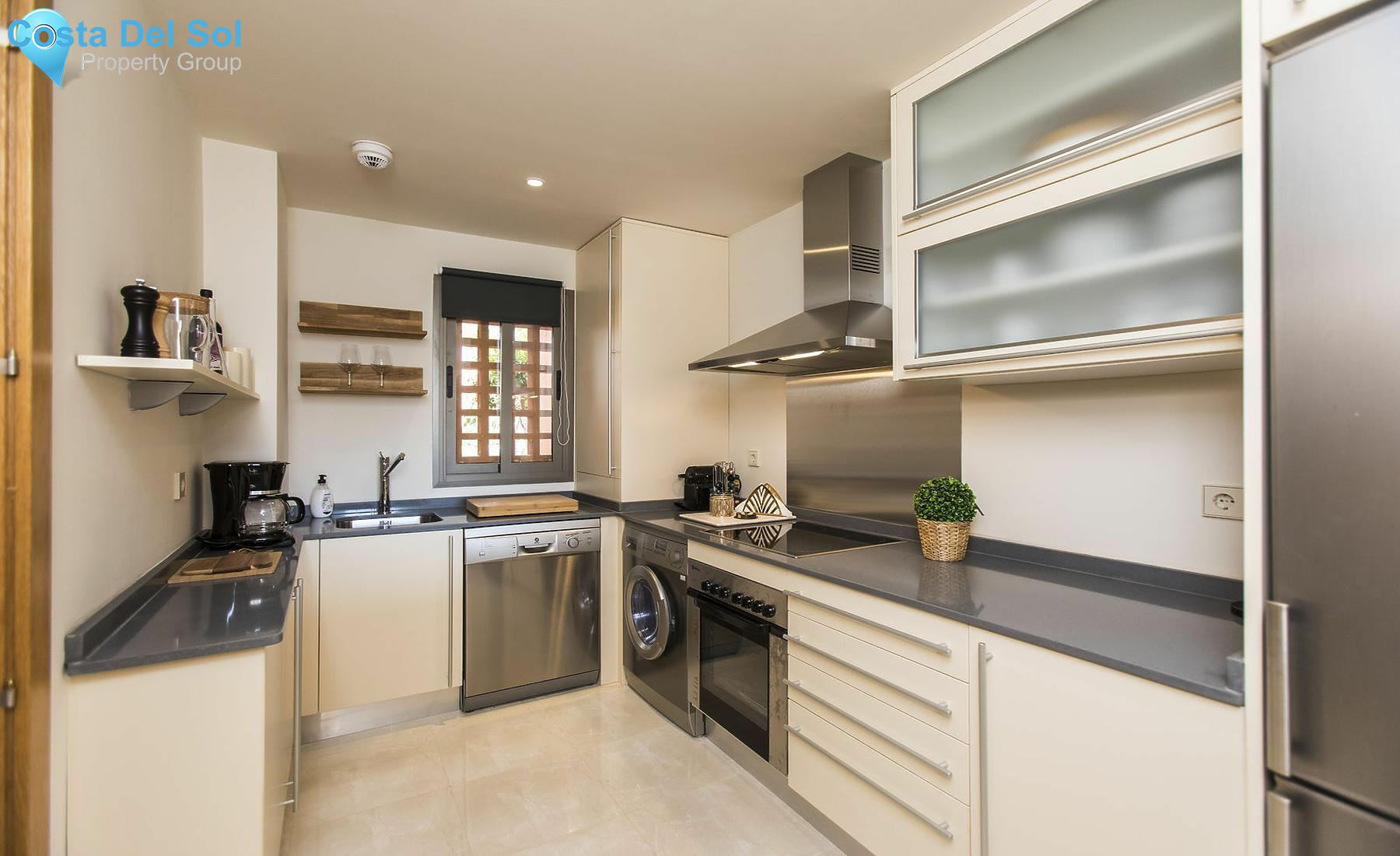 Ground Floor Apartment in Estepona-1158445