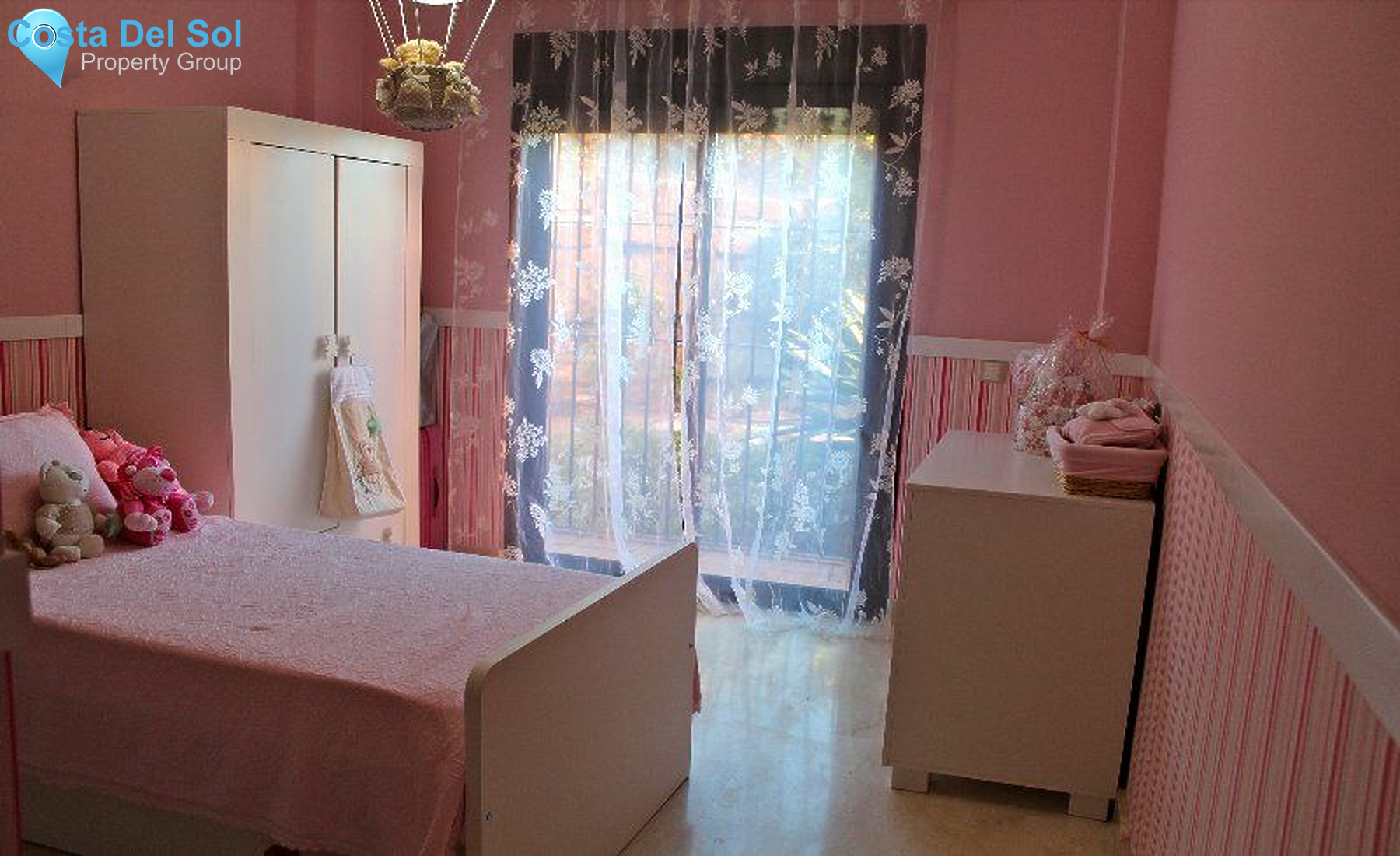 Ground Floor Apartment in Estepona-1169669