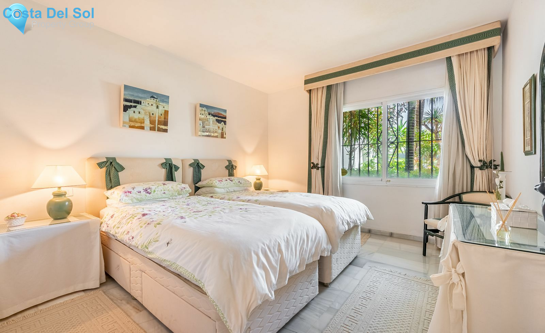 Ground Floor Apartment in Estepona-1188106