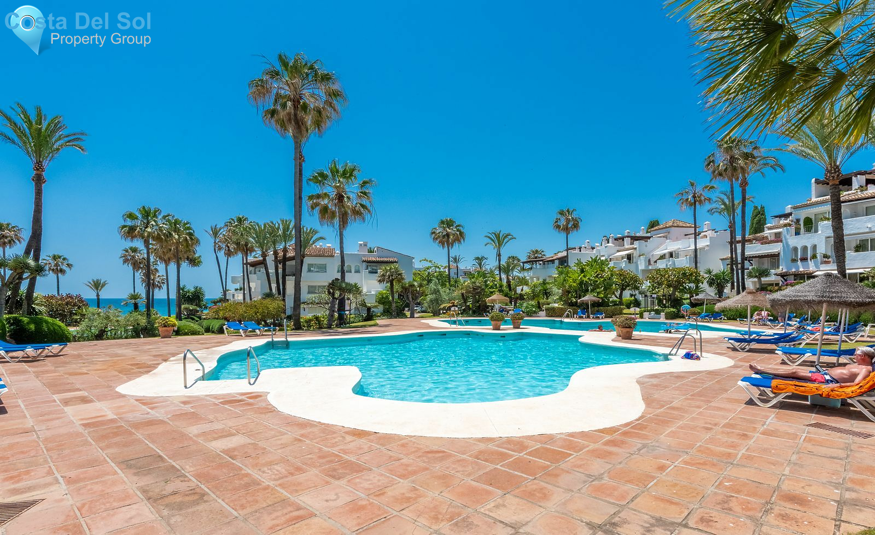 Ground Floor Apartment in Estepona-1188110
