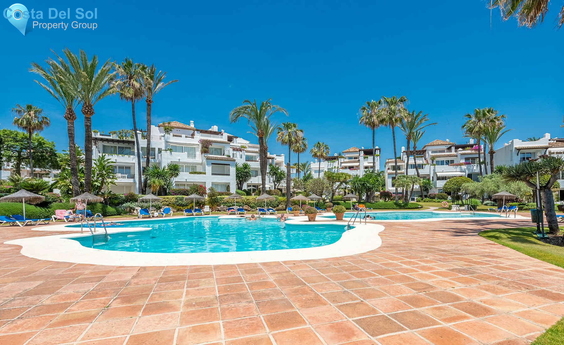 Ground Floor Apartment in Estepona-1188111
