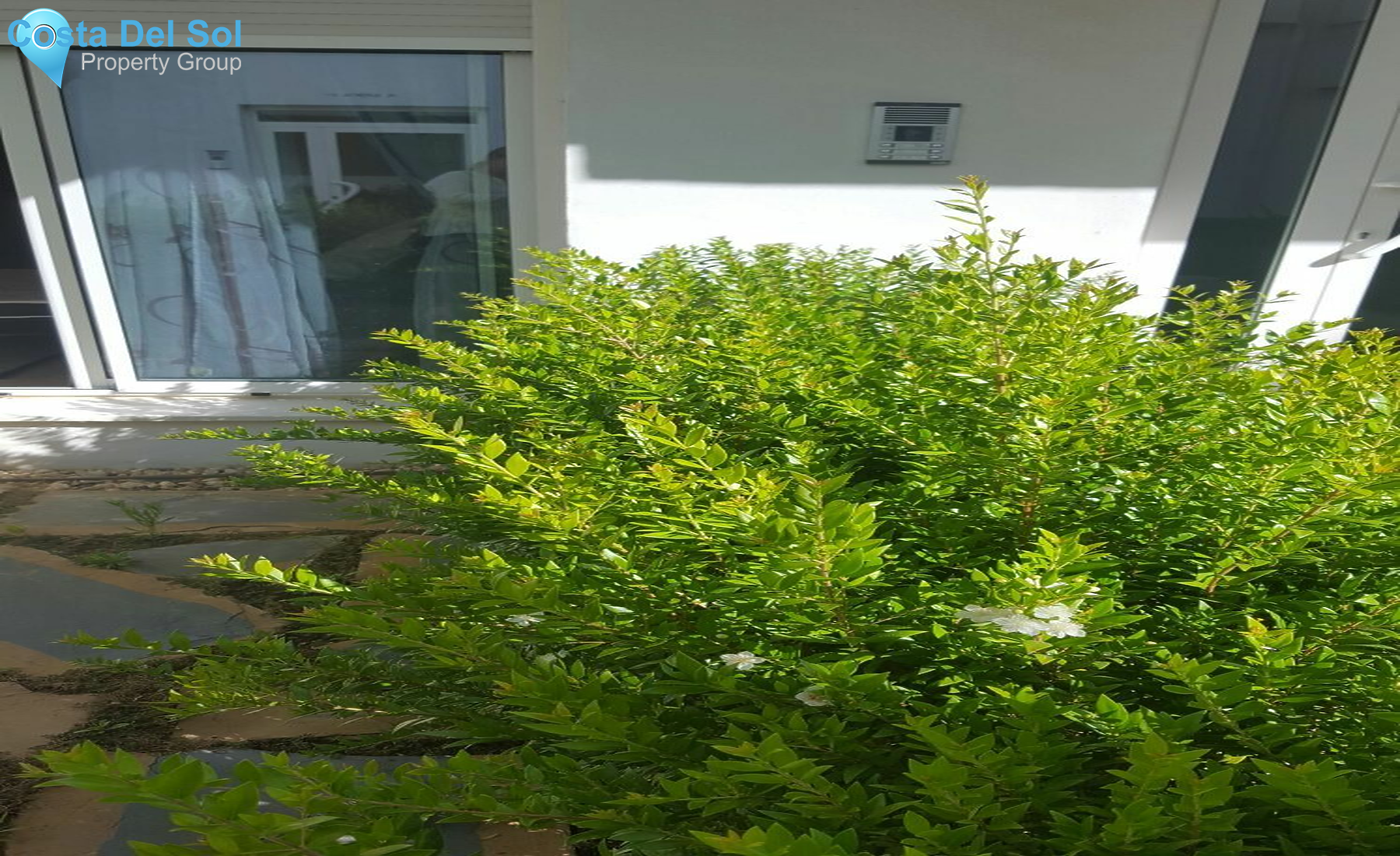 Ground Floor Apartment in Estepona-1211515