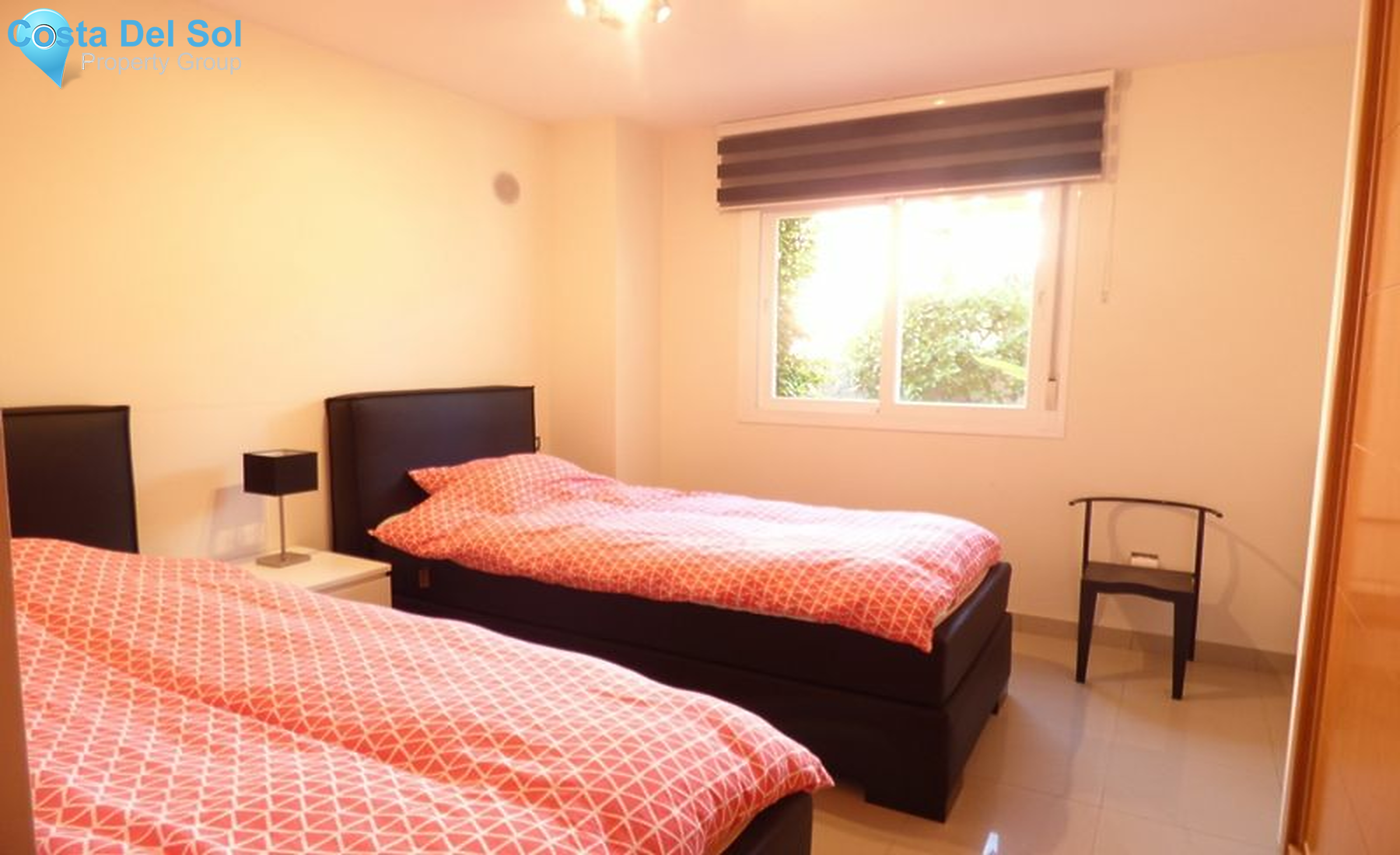 Ground Floor Apartment in Estepona-1228218