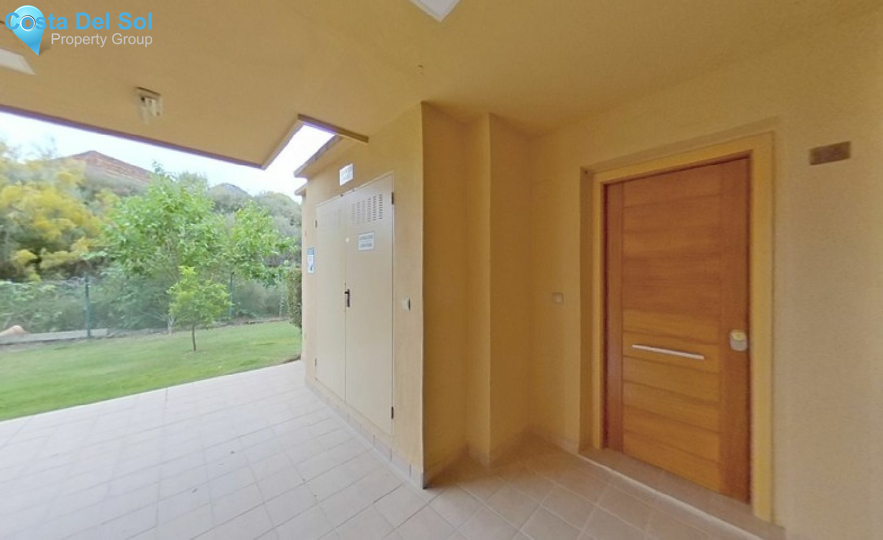 Ground Floor Apartment in Estepona-1392796
