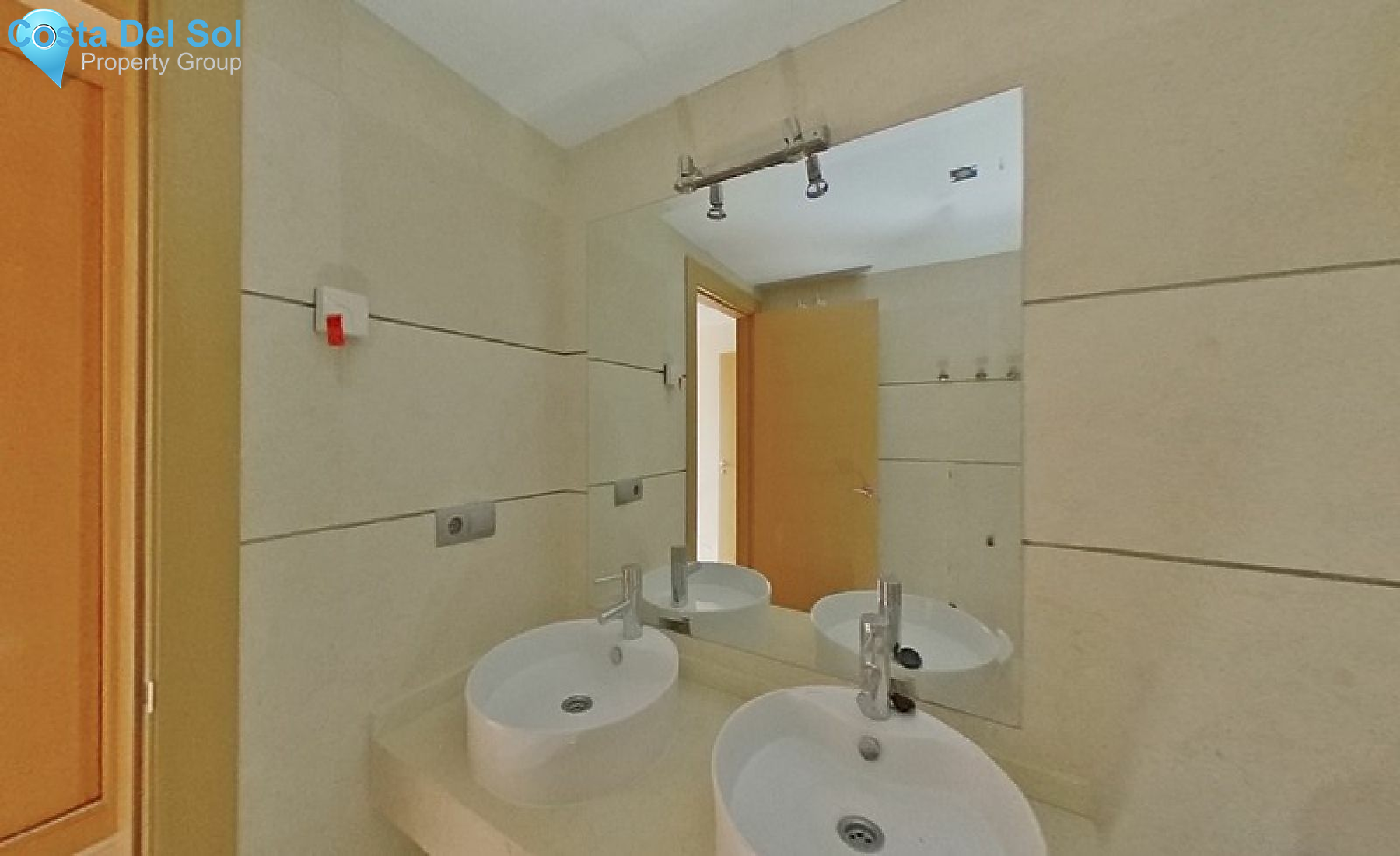 Ground Floor Apartment in Estepona-1392808