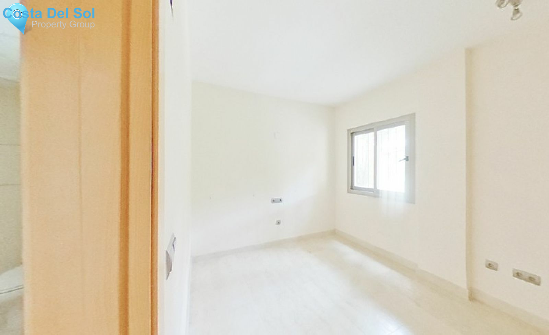 Ground Floor Apartment in Estepona-1392799