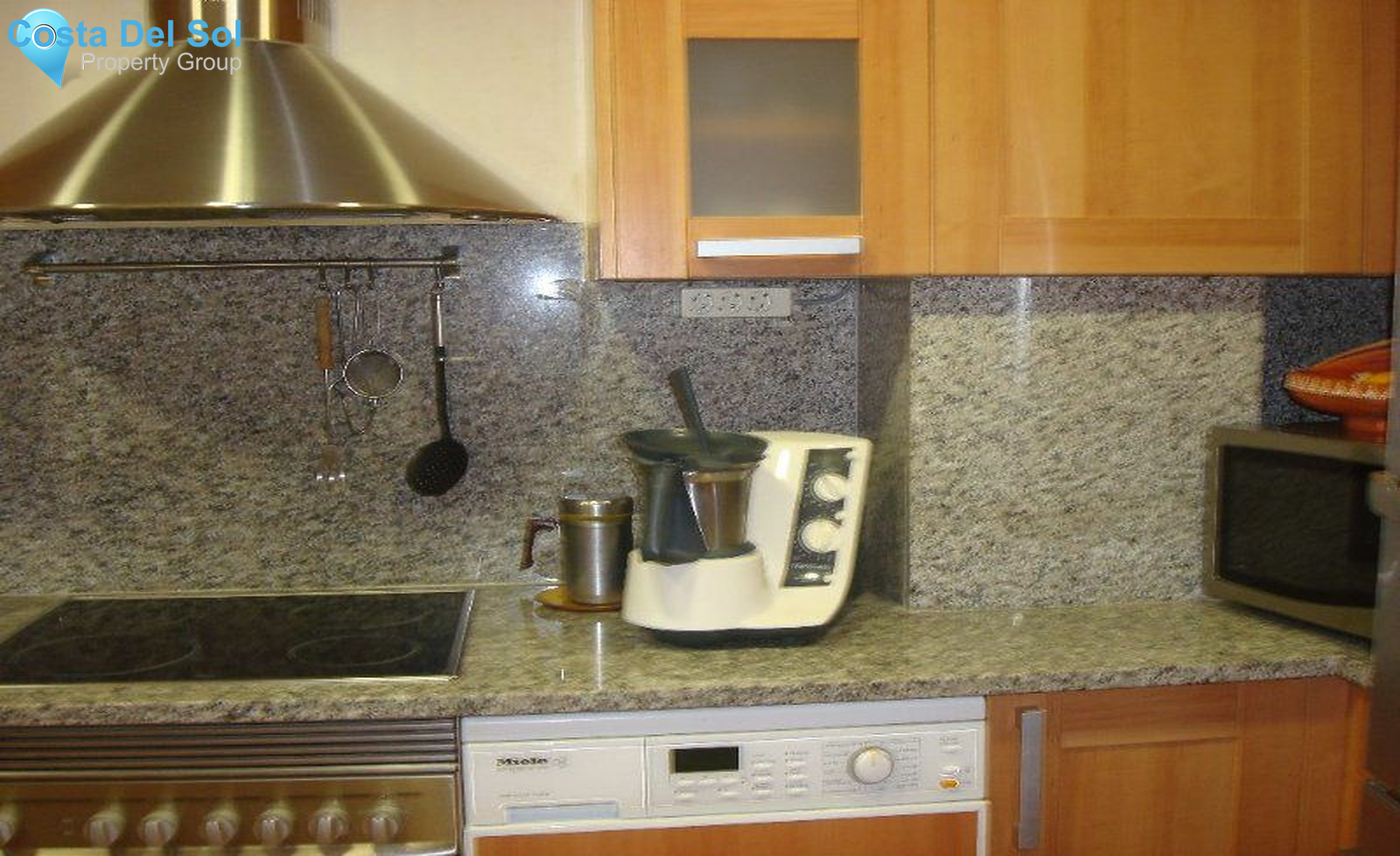 Ground Floor Apartment in Estepona-1398259