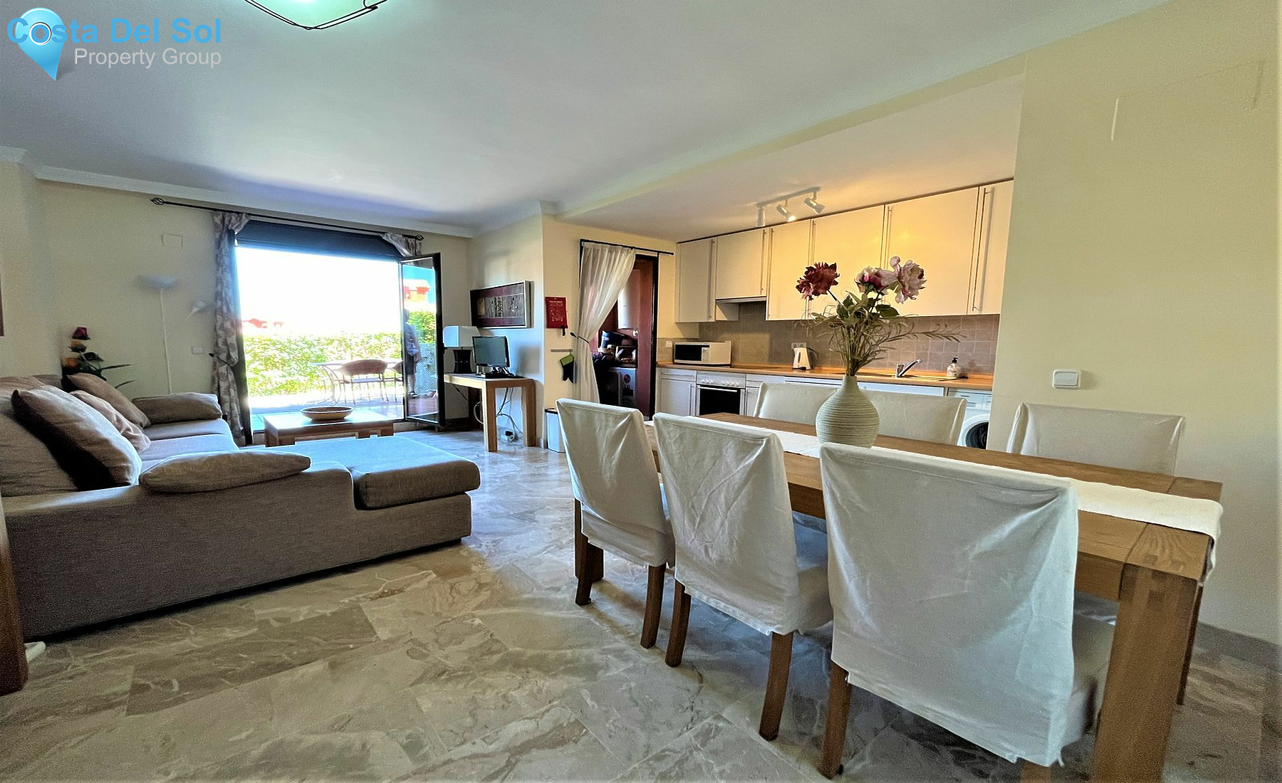 Ground Floor Apartment in Estepona-1417307