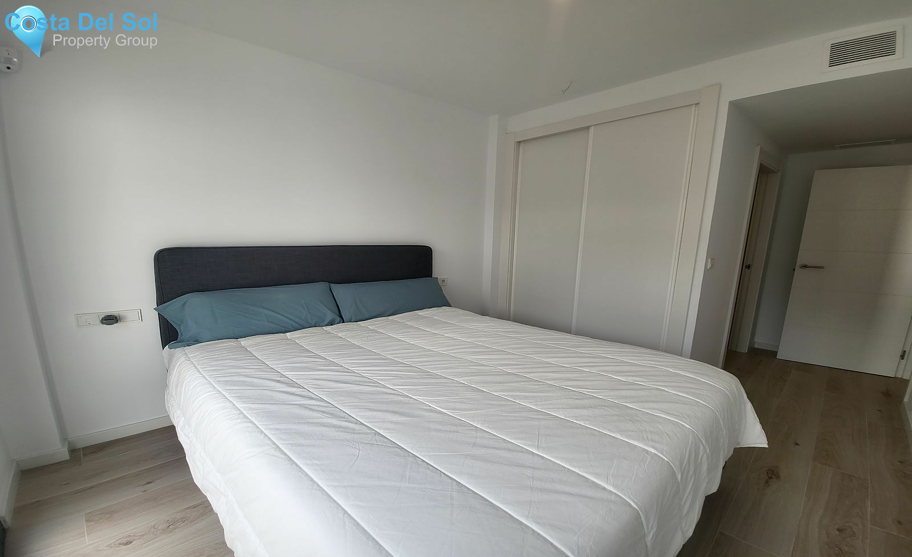 Ground Floor Apartment in Estepona-1418454