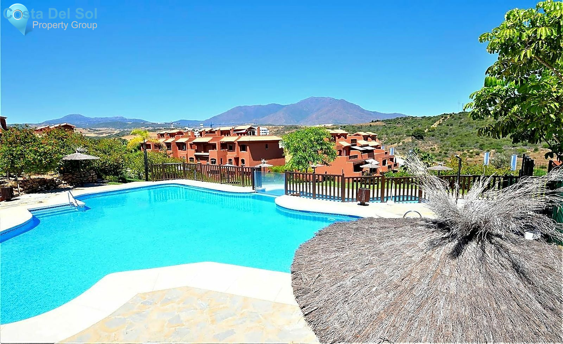 Ground Floor Apartment in Estepona-1419936