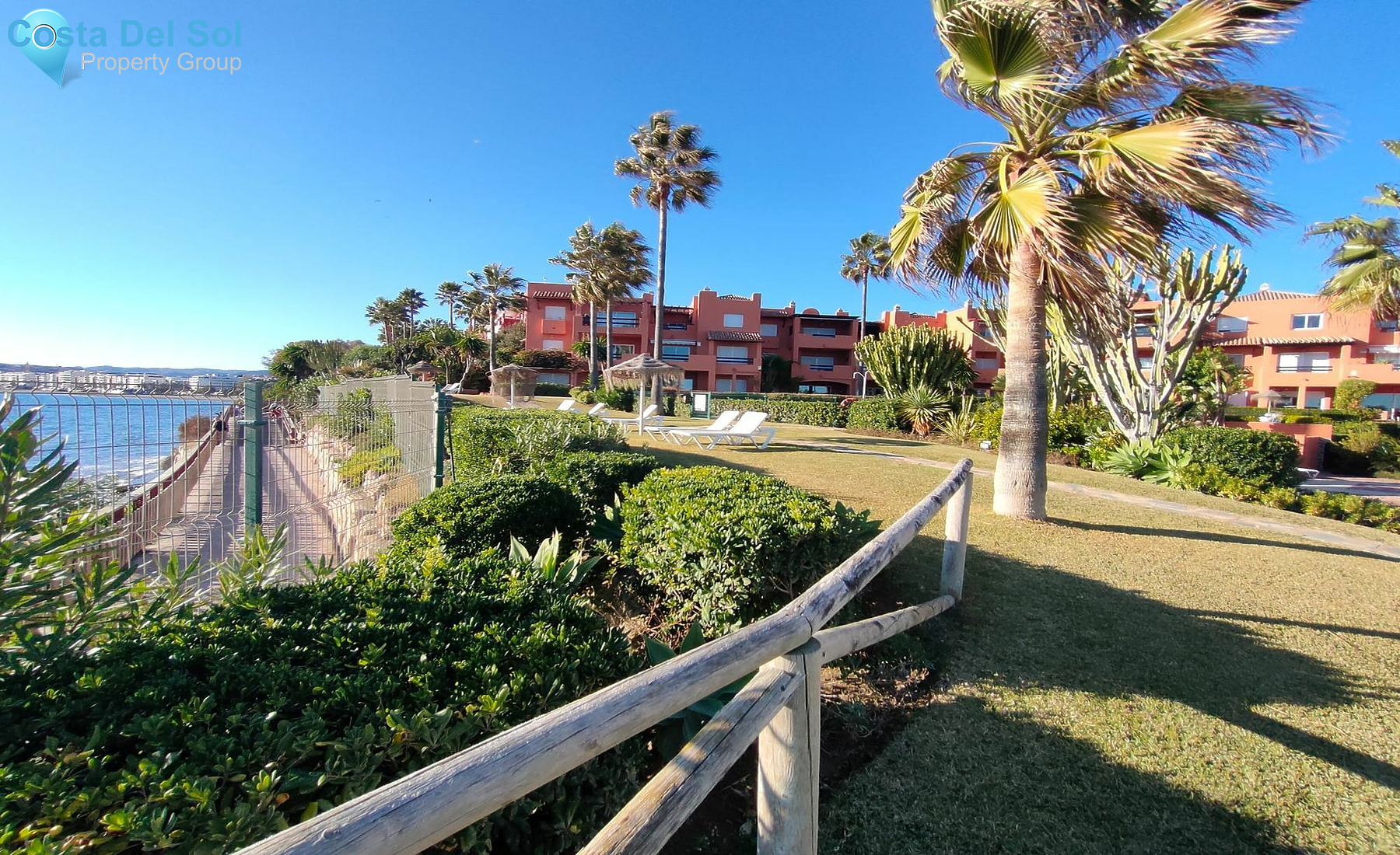Ground Floor Apartment in Estepona-1423252