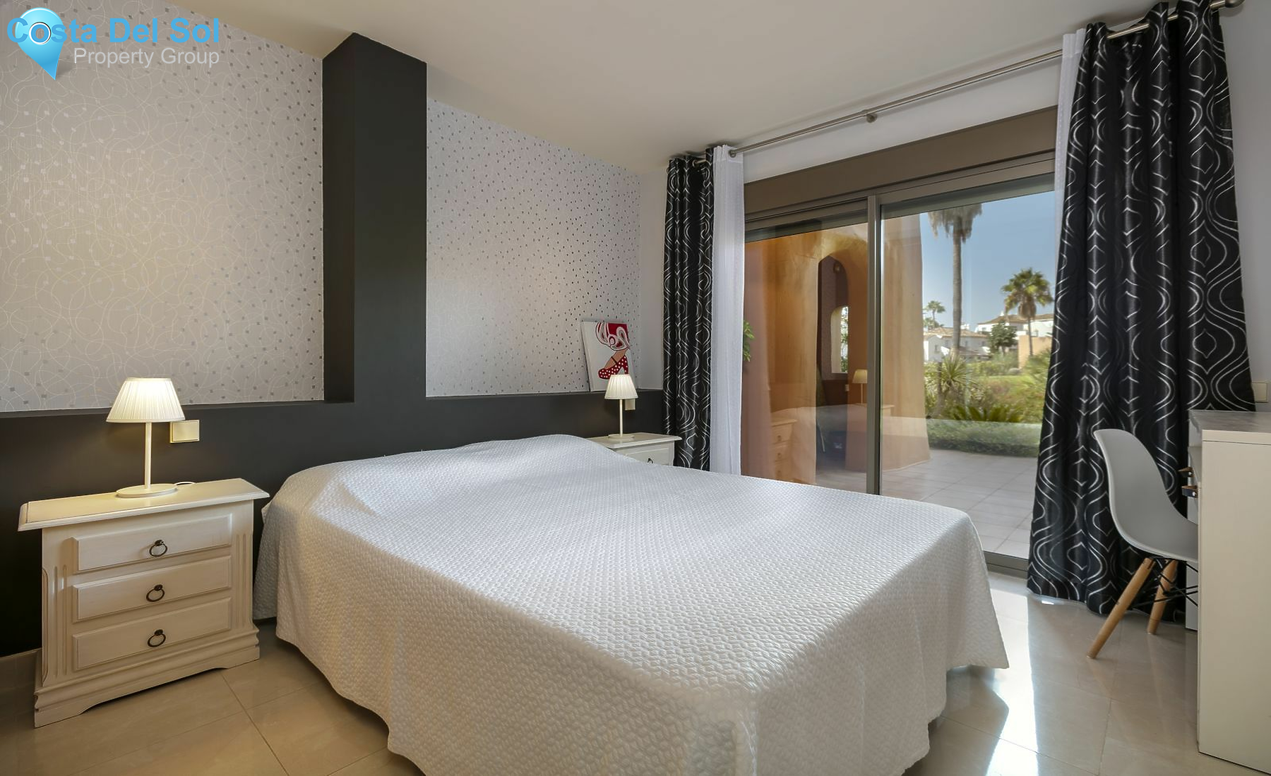 Ground Floor Apartment in Estepona-1425354