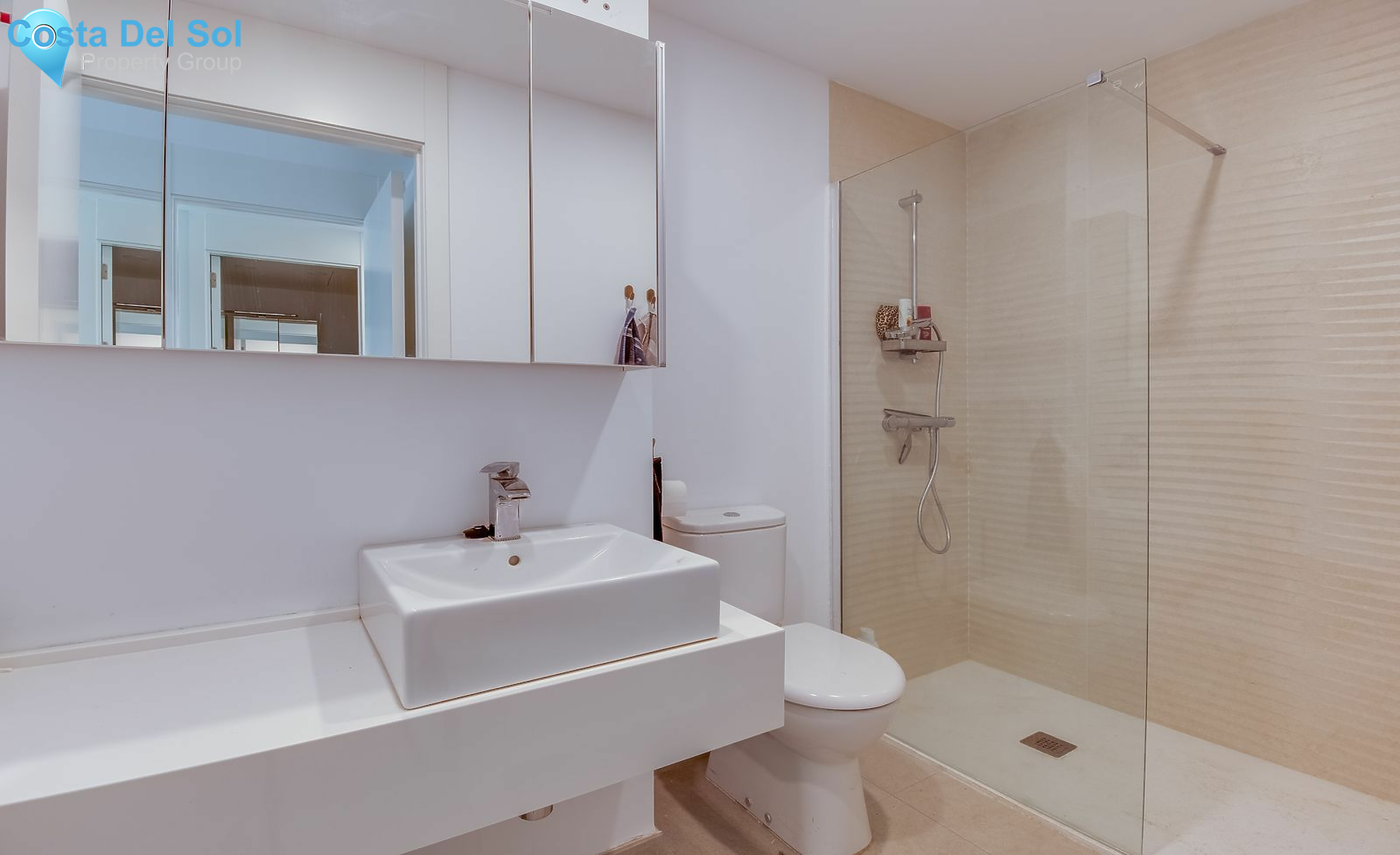 Ground Floor Apartment in Estepona-1443263