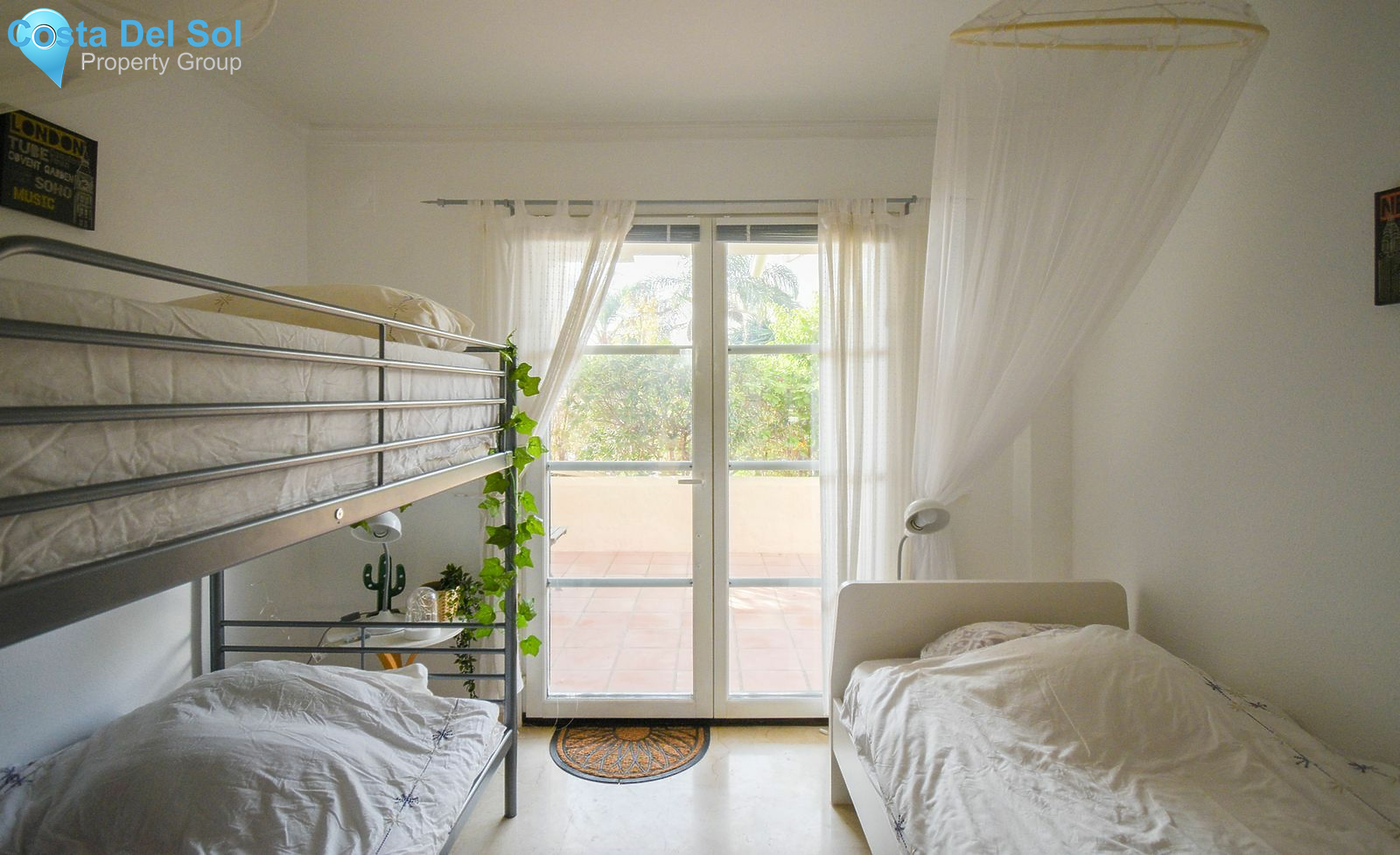 Ground Floor Apartment in Estepona-1480583