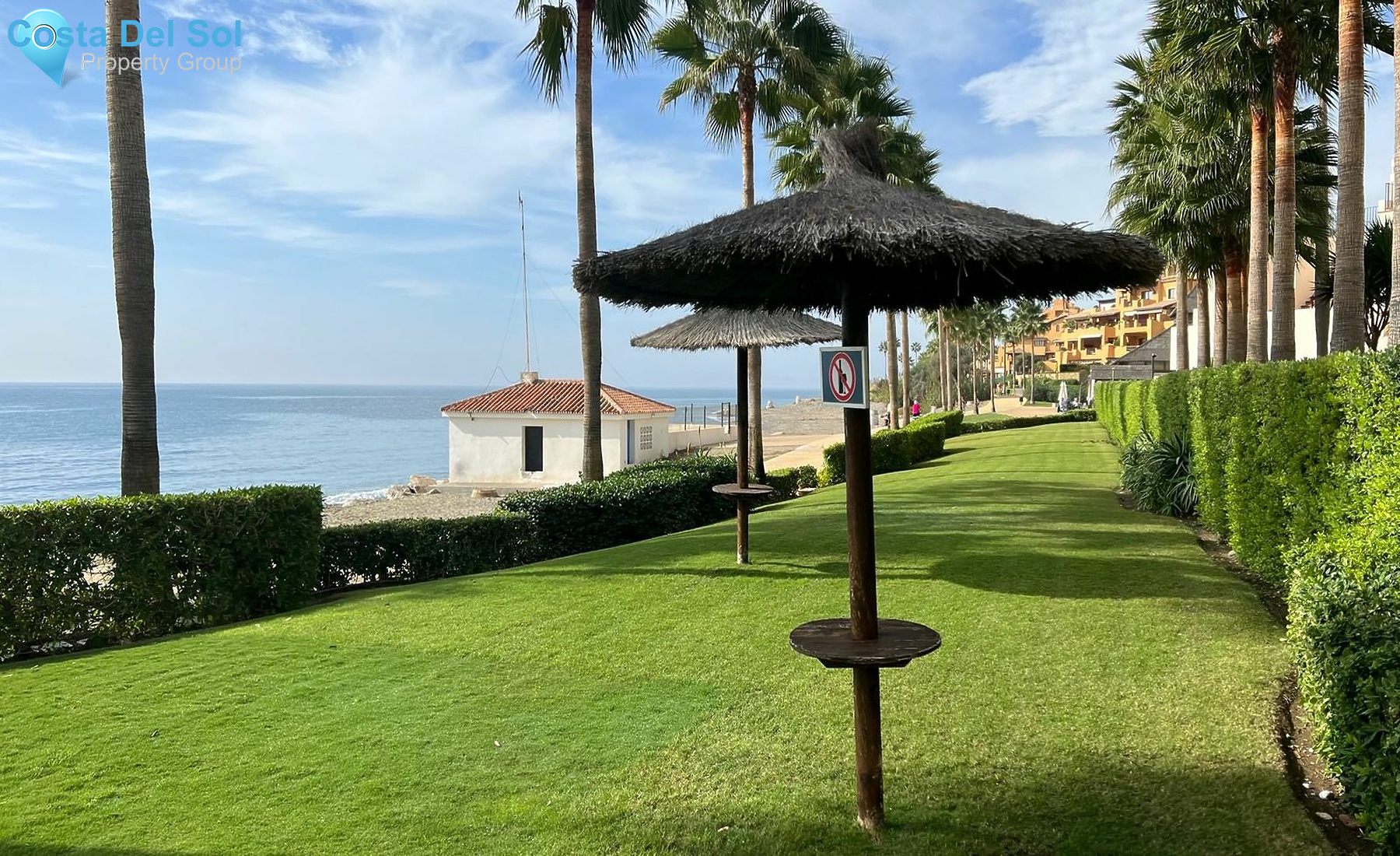 Ground Floor Apartment in Estepona-1483537
