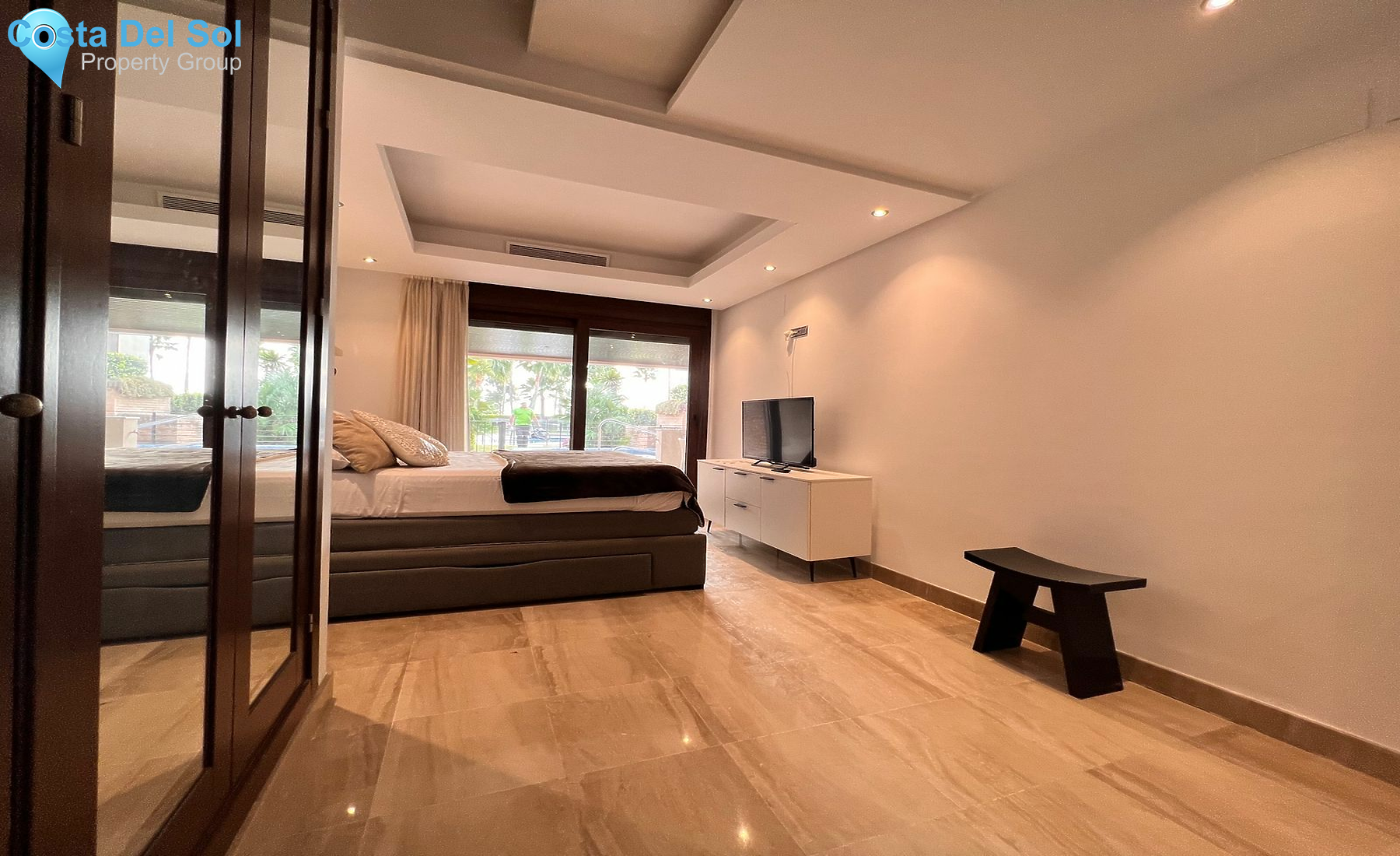 Ground Floor Apartment in Estepona-1483549