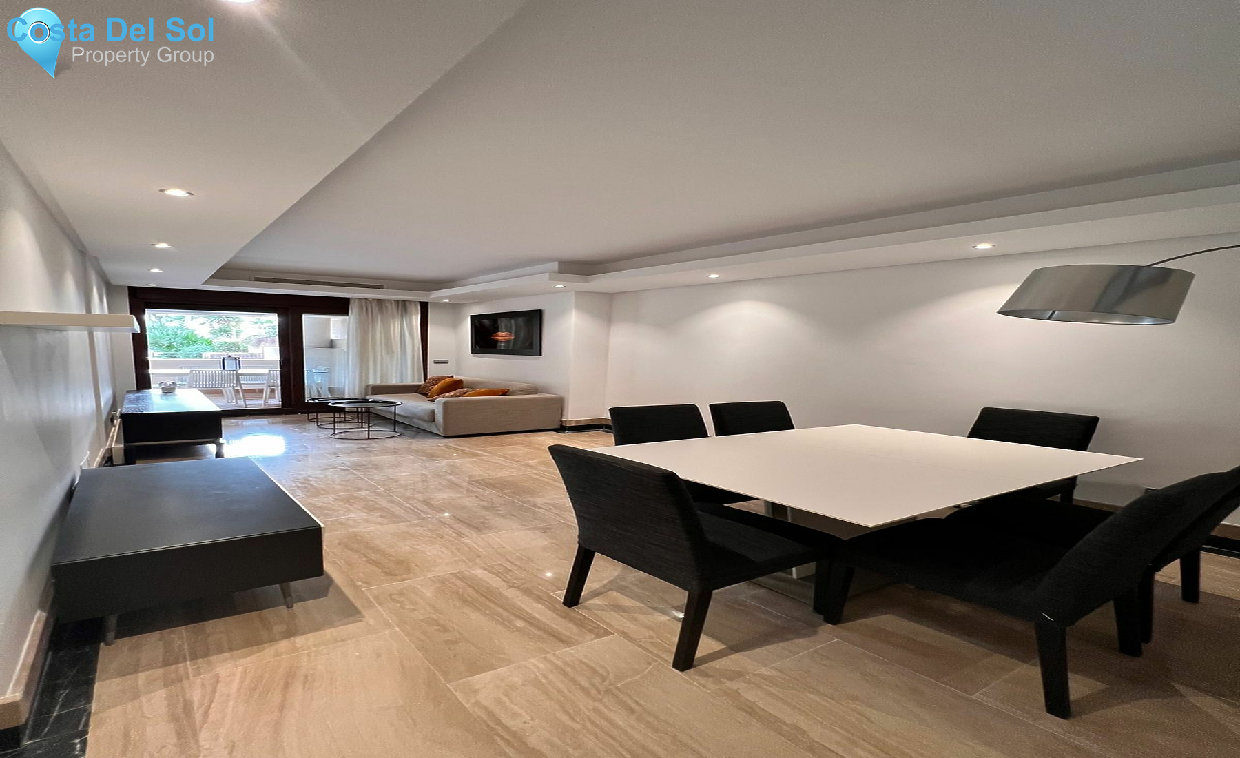 Ground Floor Apartment in Estepona-1483538