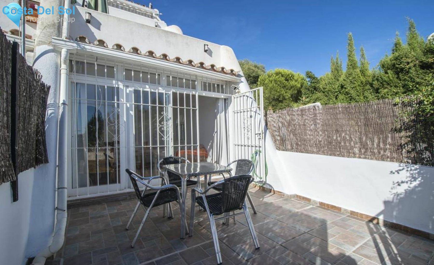Ground Floor Apartment in Estepona-1483798