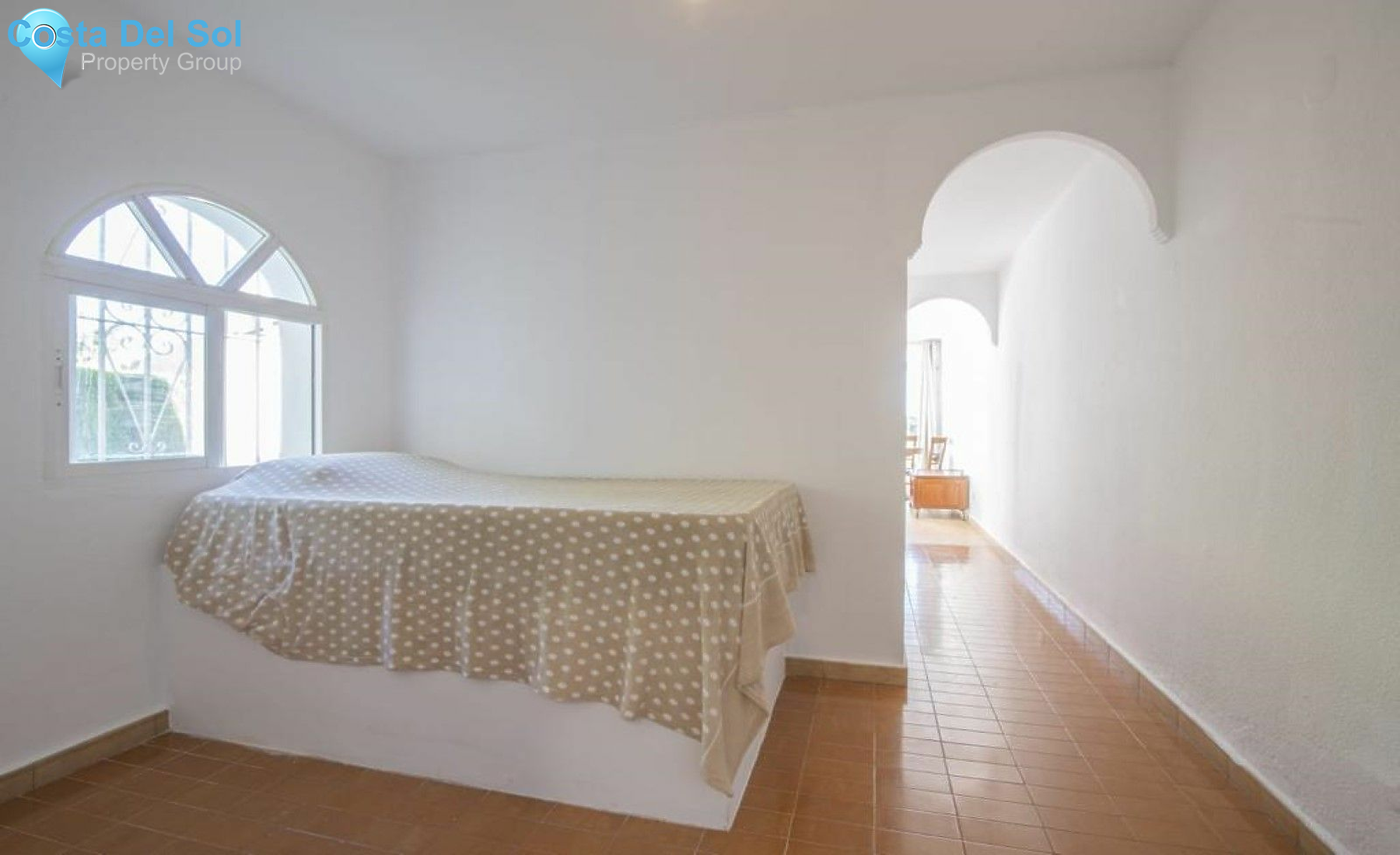 Ground Floor Apartment in Estepona-1483801