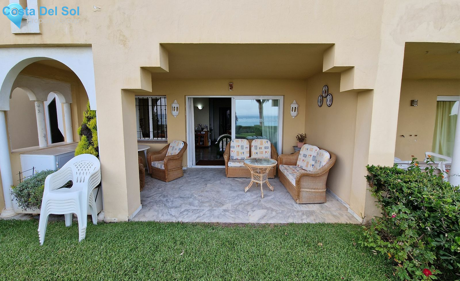 Ground Floor Apartment in Estepona-1488833