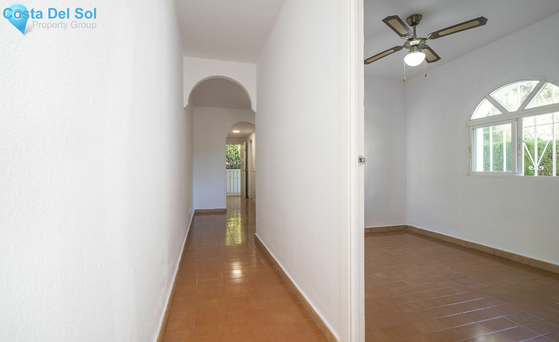 Ground Floor Apartment in Estepona-1495878