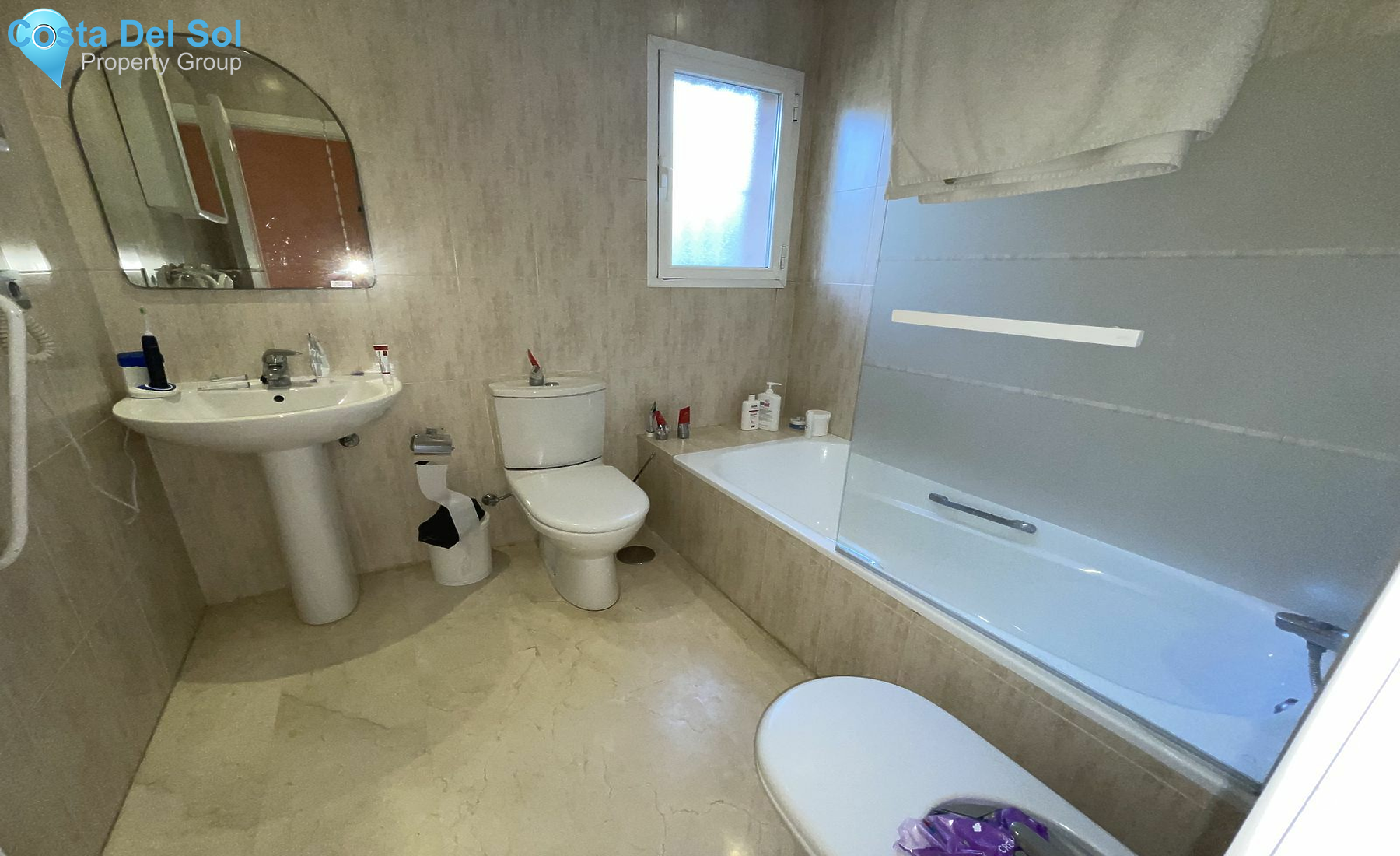 Ground Floor Apartment in Estepona-1496439