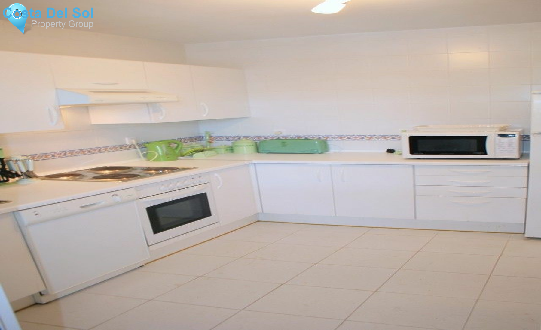 Ground Floor Apartment in Estepona-1519021