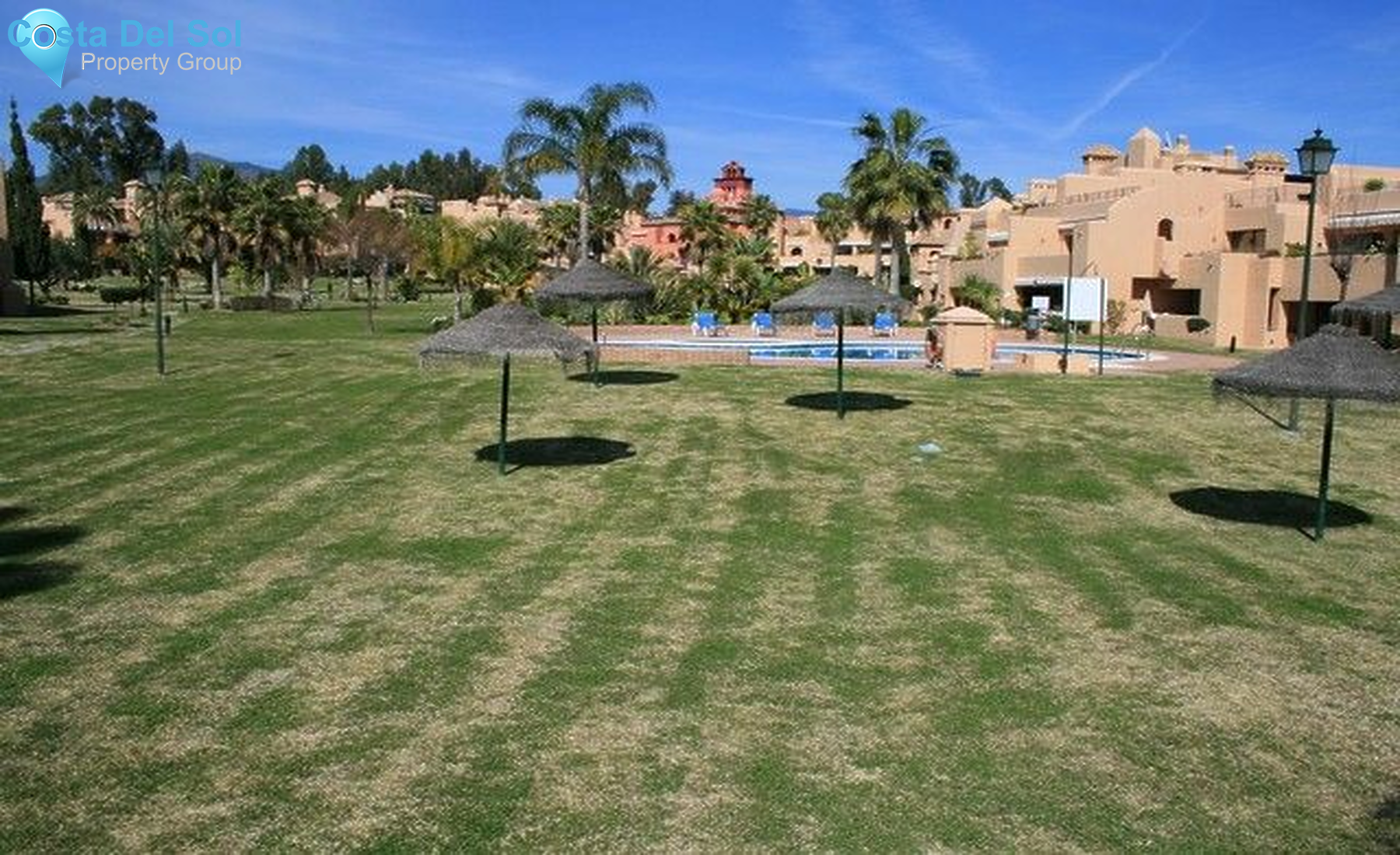 Ground Floor Apartment in Estepona-1519026