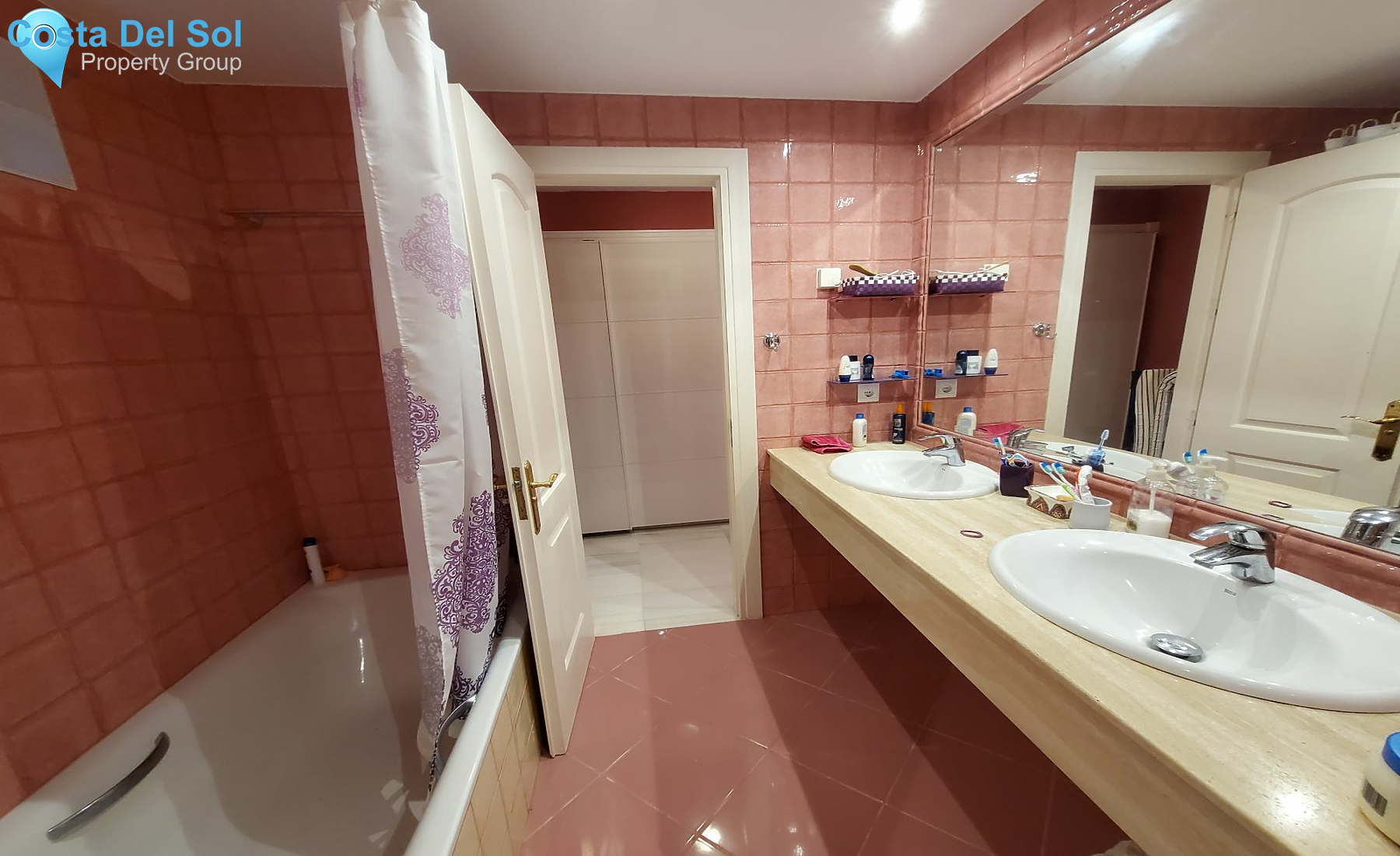 Ground Floor Apartment in Estepona-1530404