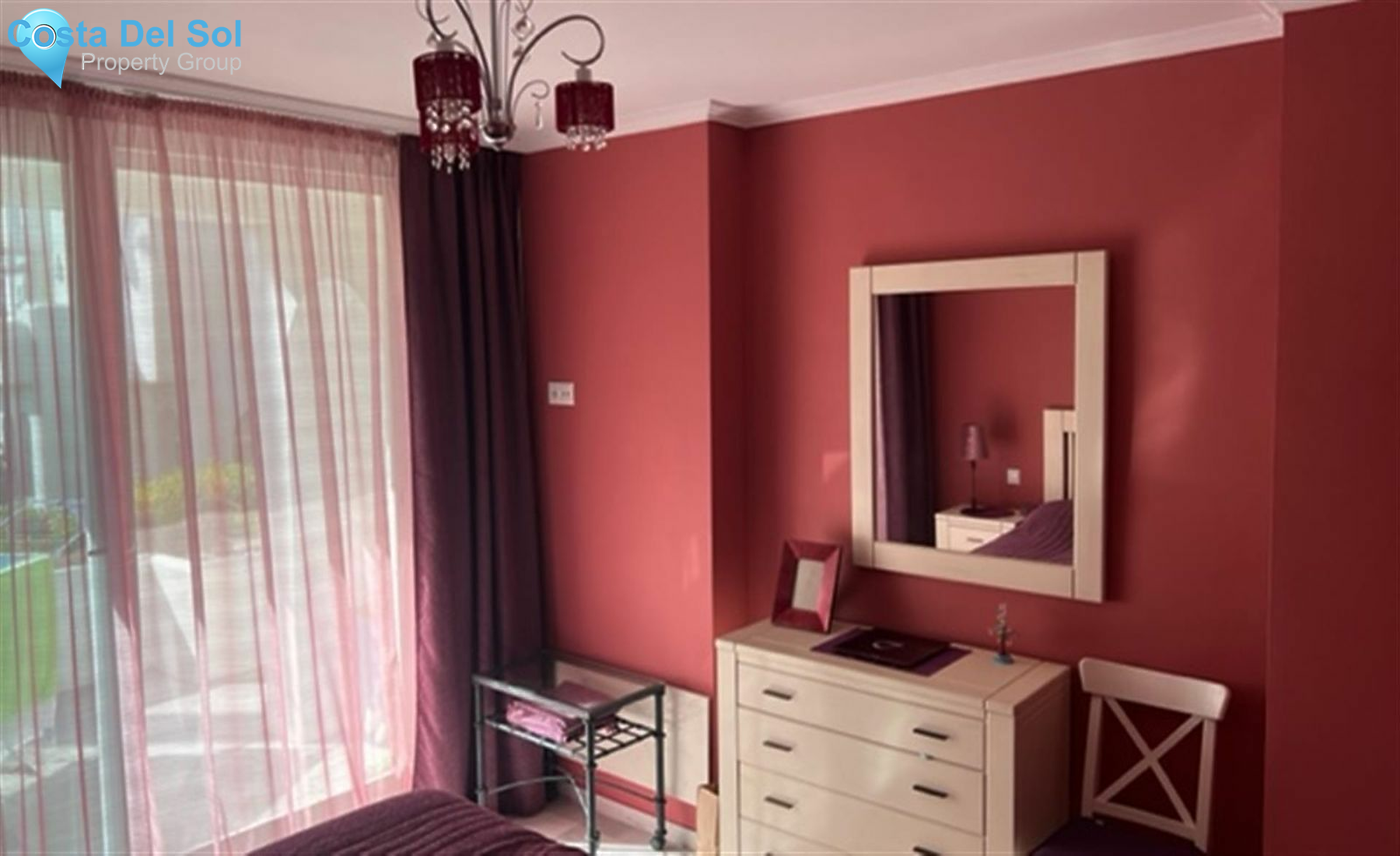 Ground Floor Apartment in Estepona-1530403